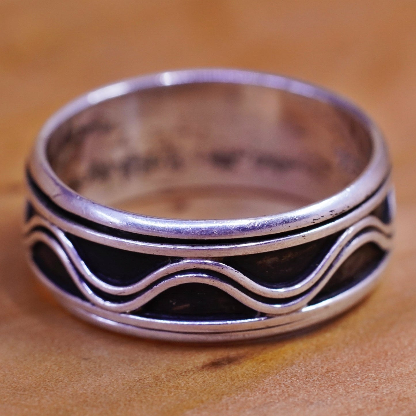 Size 11, vintage Sterling silver prayer ring, 925 spinner wavy band