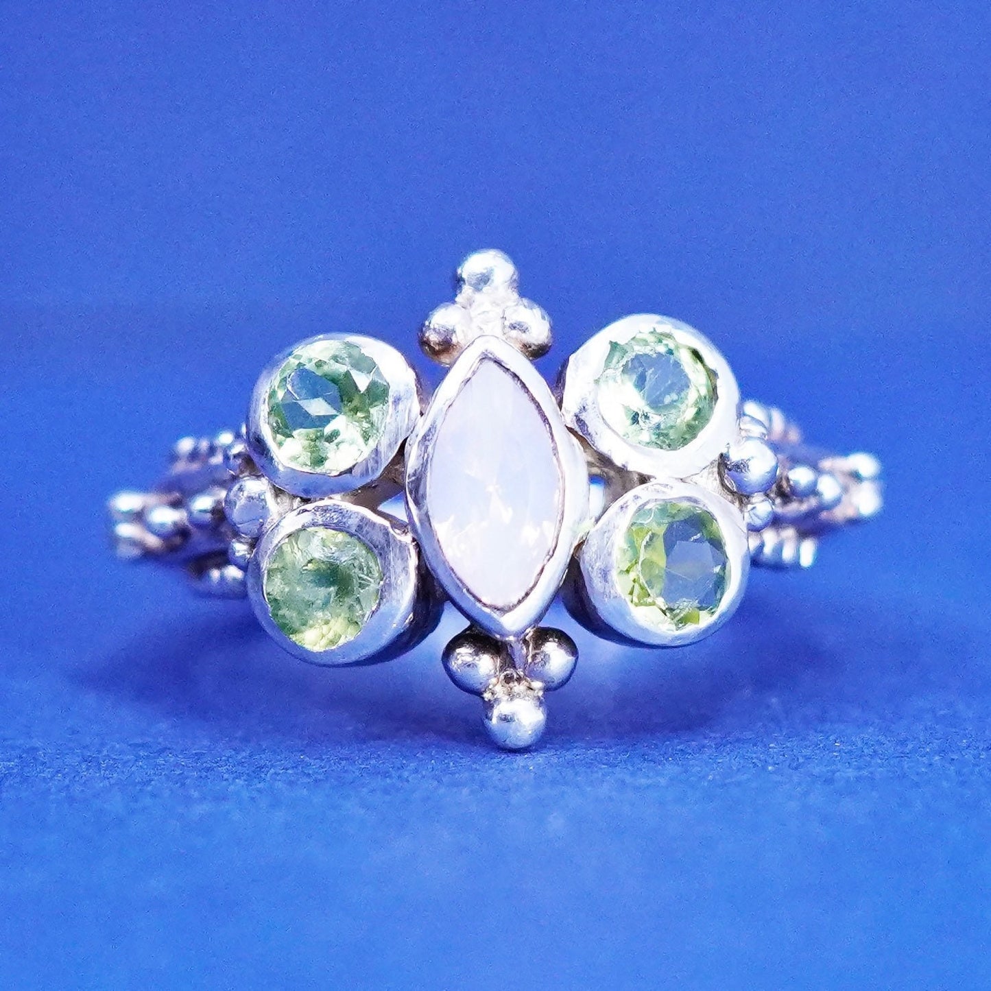 Size 7, Sterling 925 silver handmade ring with peridot and moonstone and beads