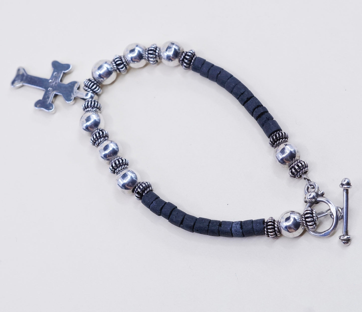 7.75”, vtg southwestern leather sterling 925 silver handmade bracelet w/ beads