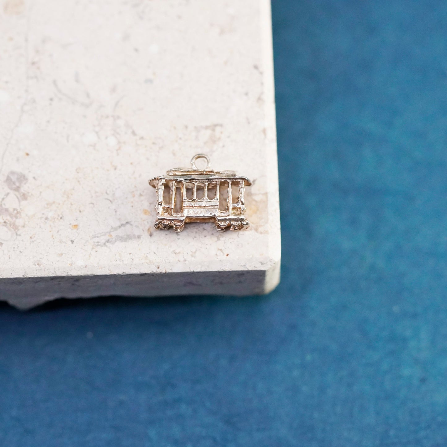 Vintage Sterling silver handmade pendant, 925 cable cart charm