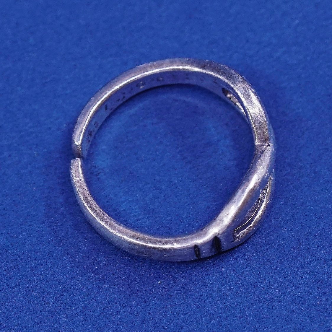 sz 3, vtg Sterling silver handmade ring, 925 knot band, stamped 925, open end