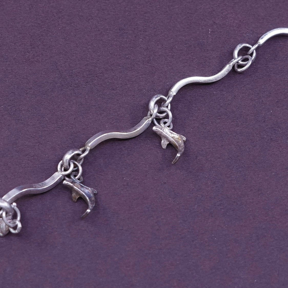 7.75"+1”, vtg Sterling silver bracelet, Italy 925 wavy bar n dolphin charms
