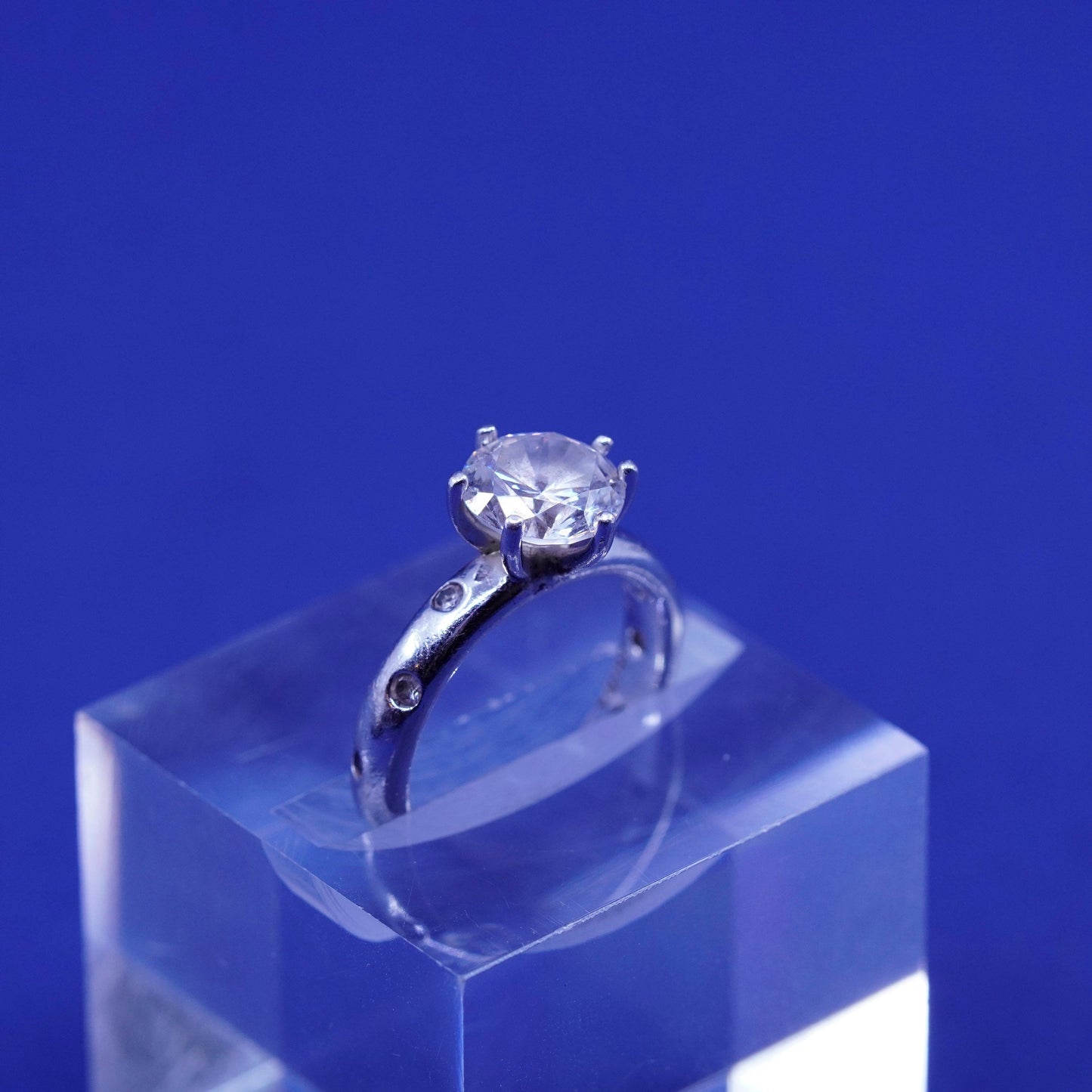 Size 5, vintage Sterling 925 silver engagement ring with cz