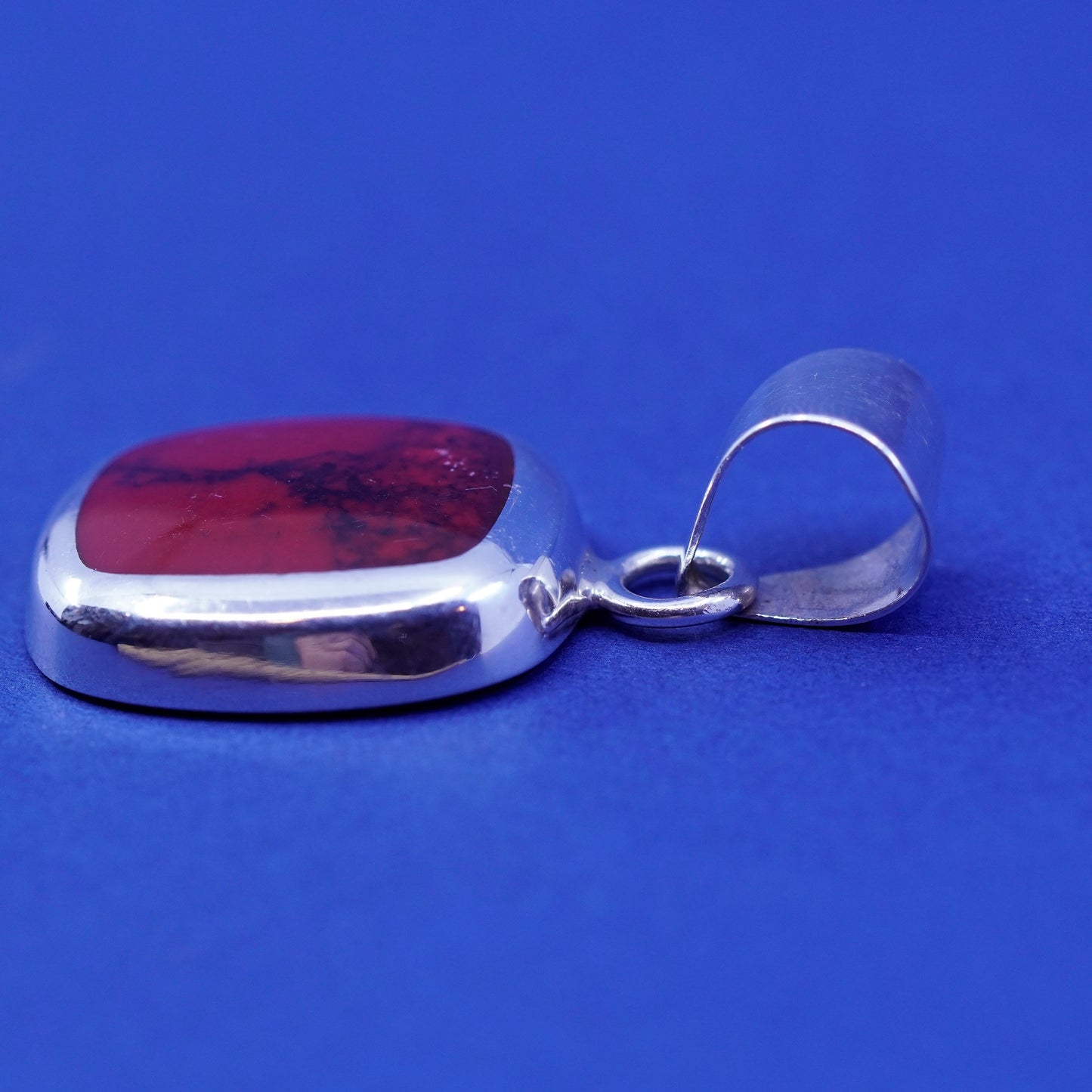 Vintage sterling 925 silver handmade pendant w/ square red jasper