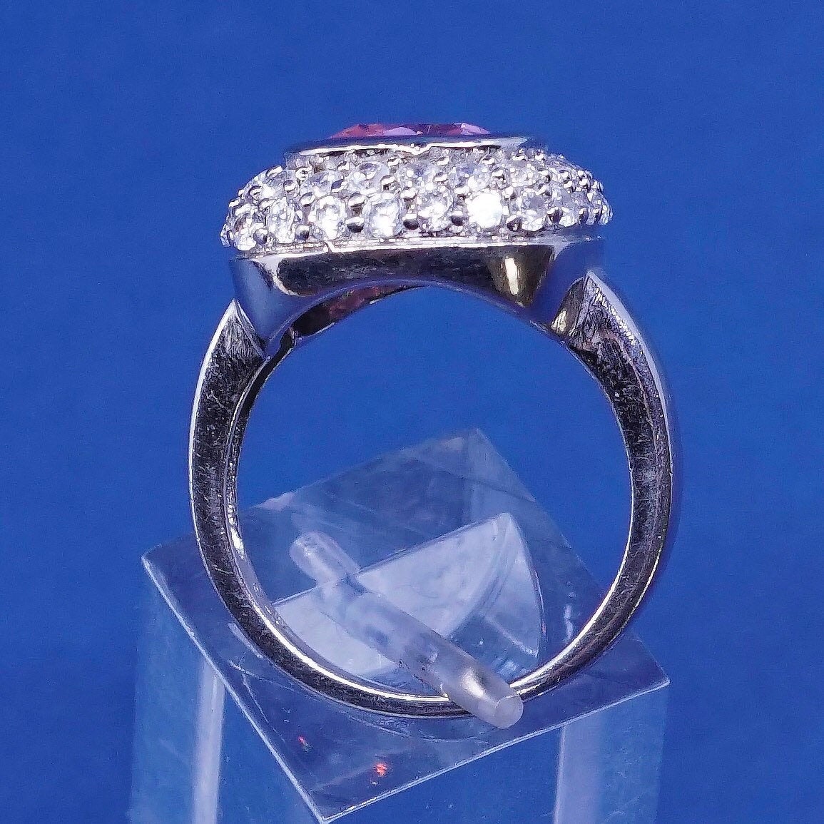 Size 8.25, vtg Sterling silver ring, 925 w/ pink N clear crystal stones