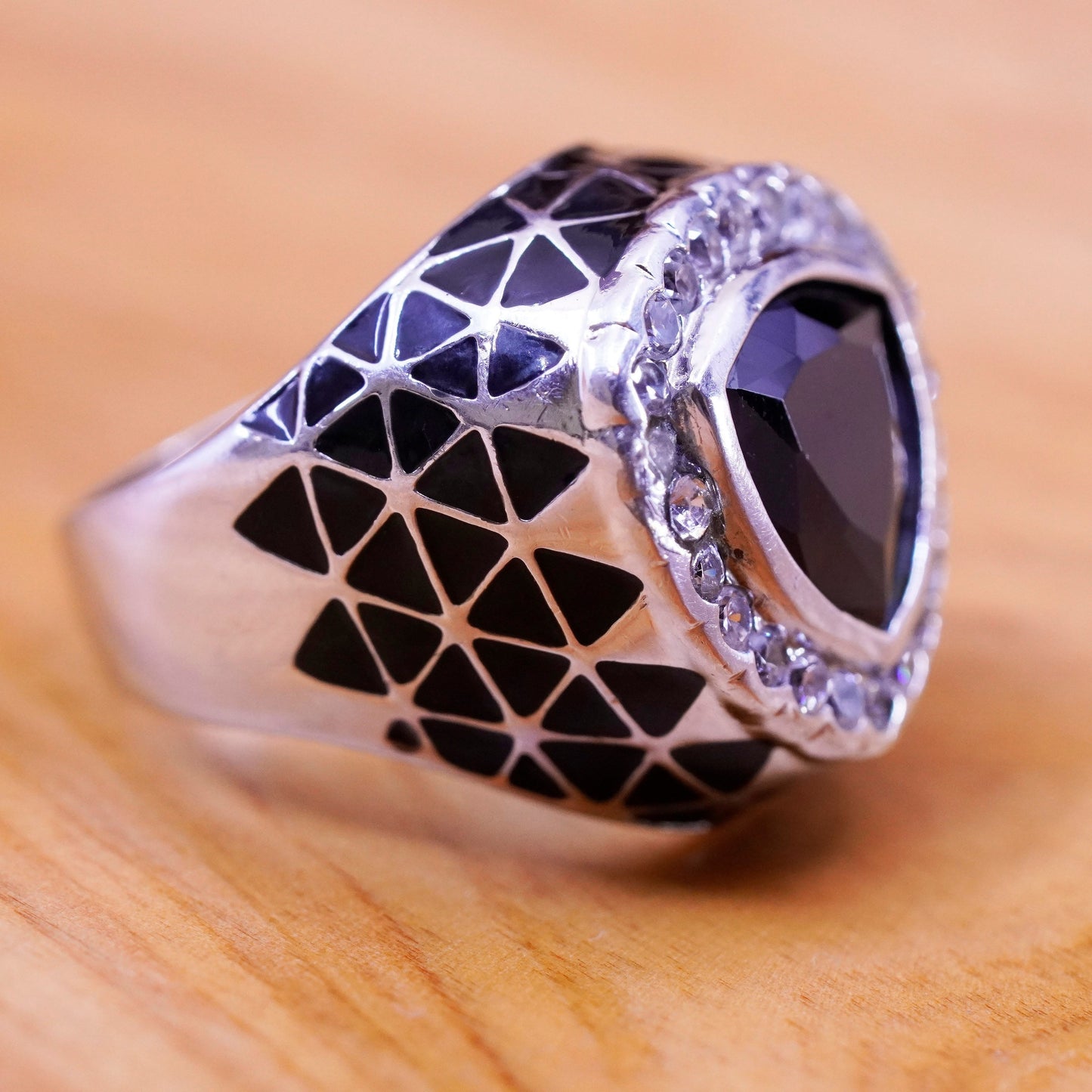 Size 8, vintage Sterling 925 silver handmade stackable ring with obsidian inlay