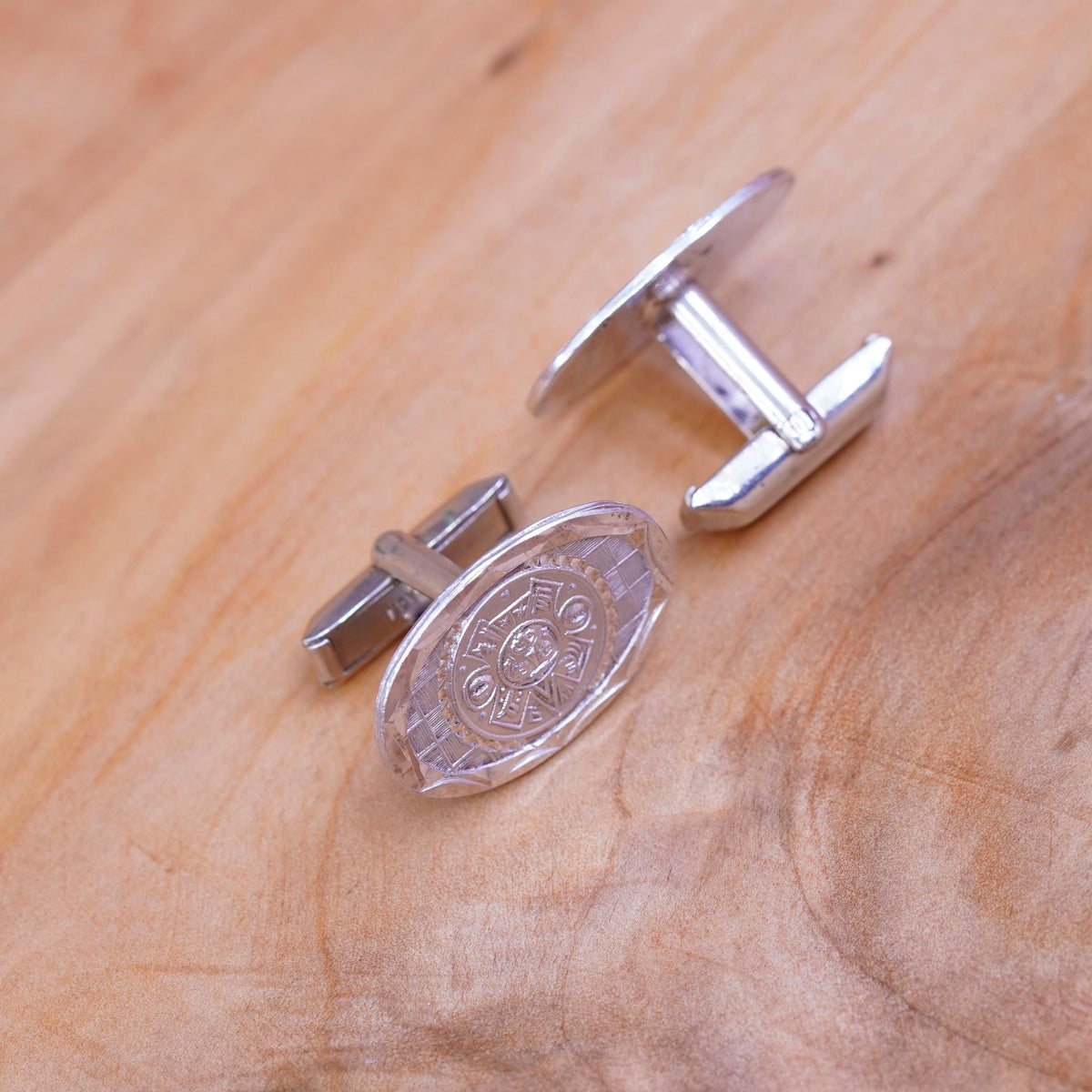 Vintage Mexico mayan handmade sterling silver cufflink, 925 cuff links