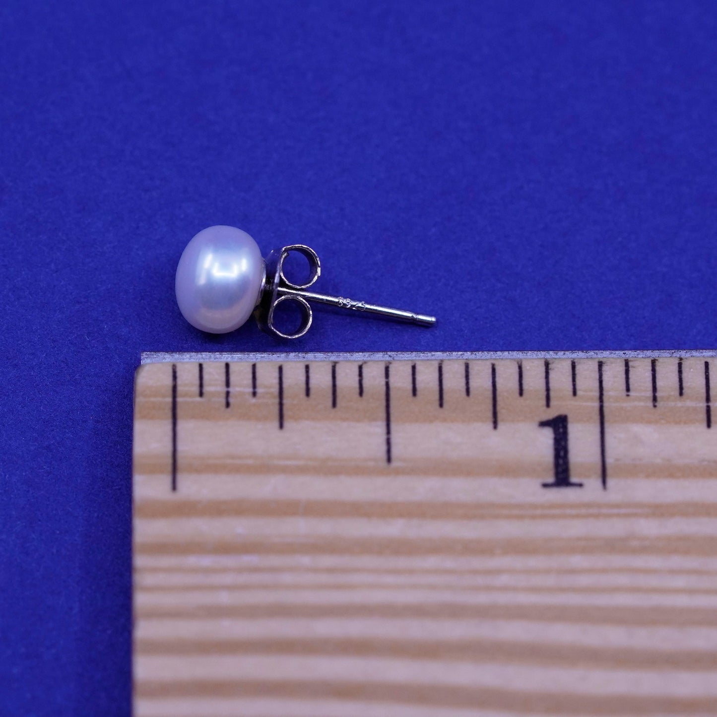 7mm, Sterling 925 silver with freshwater pearl studs earrings