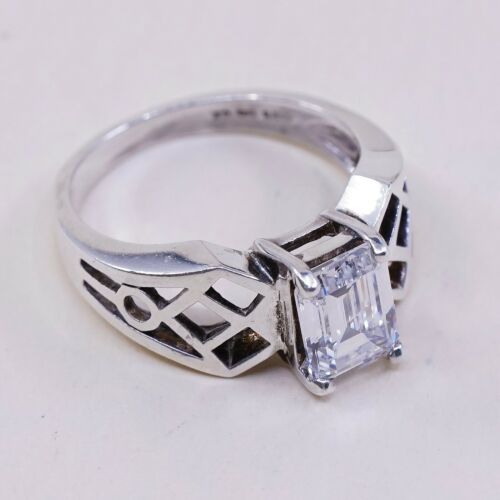Sz 6.75 Vtg Sterling silver handmade ring, 925 silver Engagement band W/ CZ