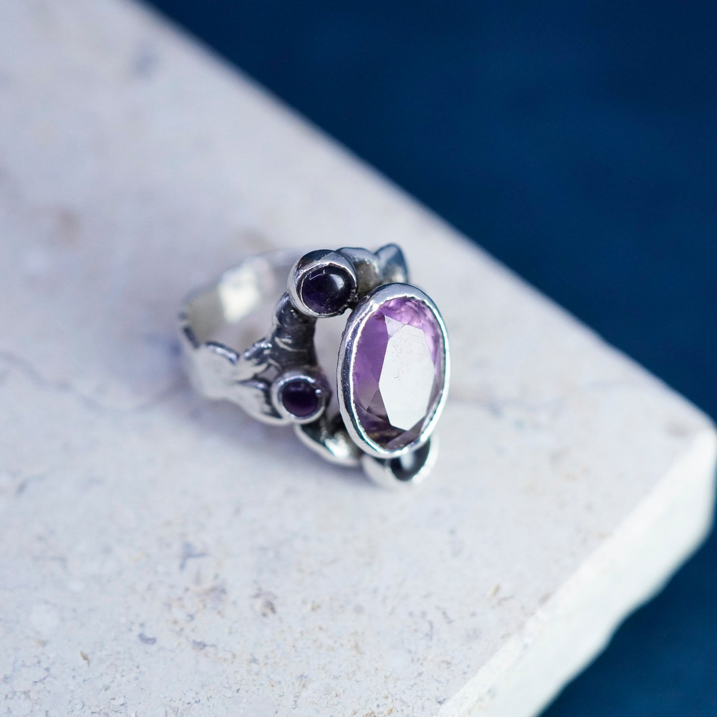 Size 6, vintage Sterling 925 silver handmade ring with amethyst ring