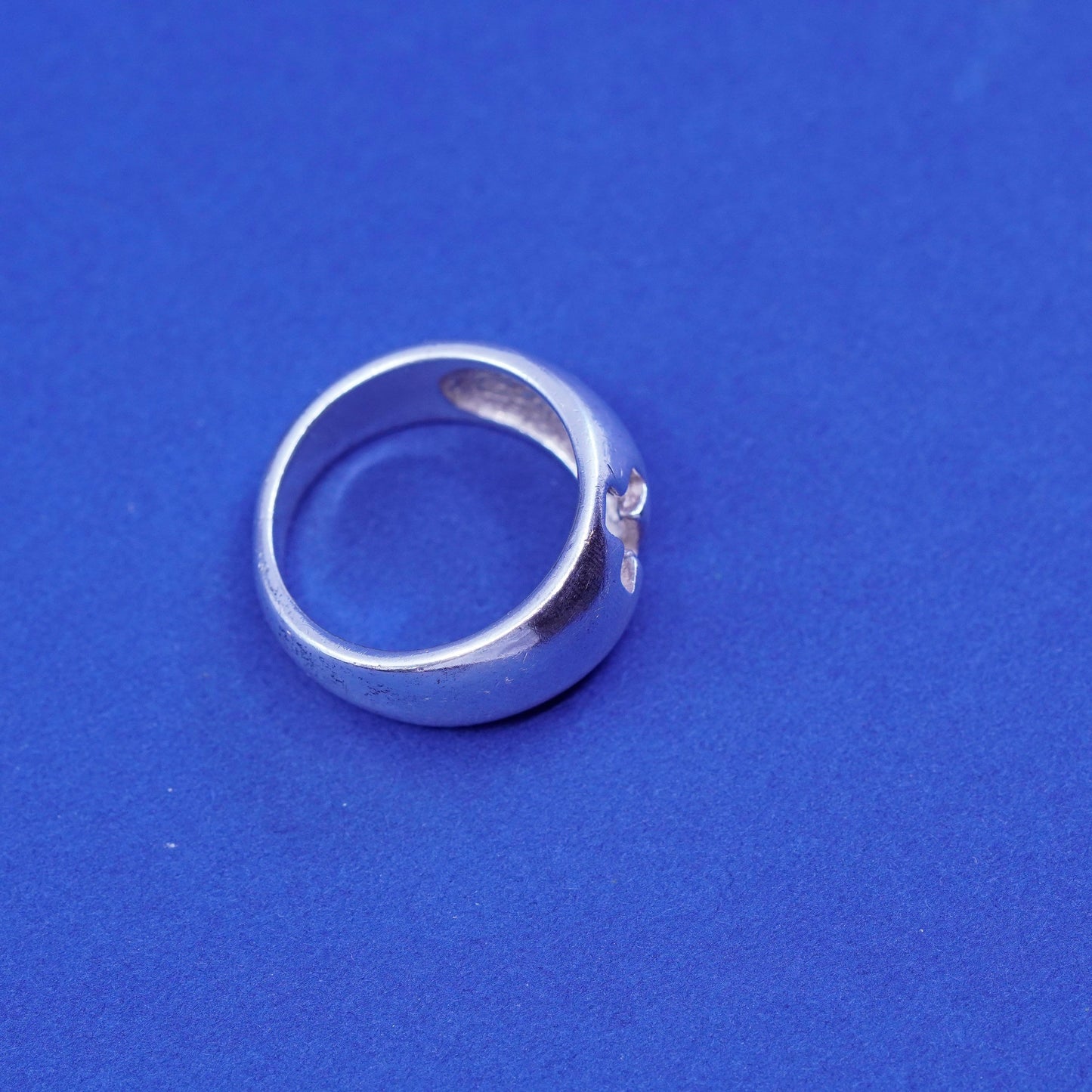 Size 8, vintage WJ sterling silver handmade ring, 925 band with cross cut out
