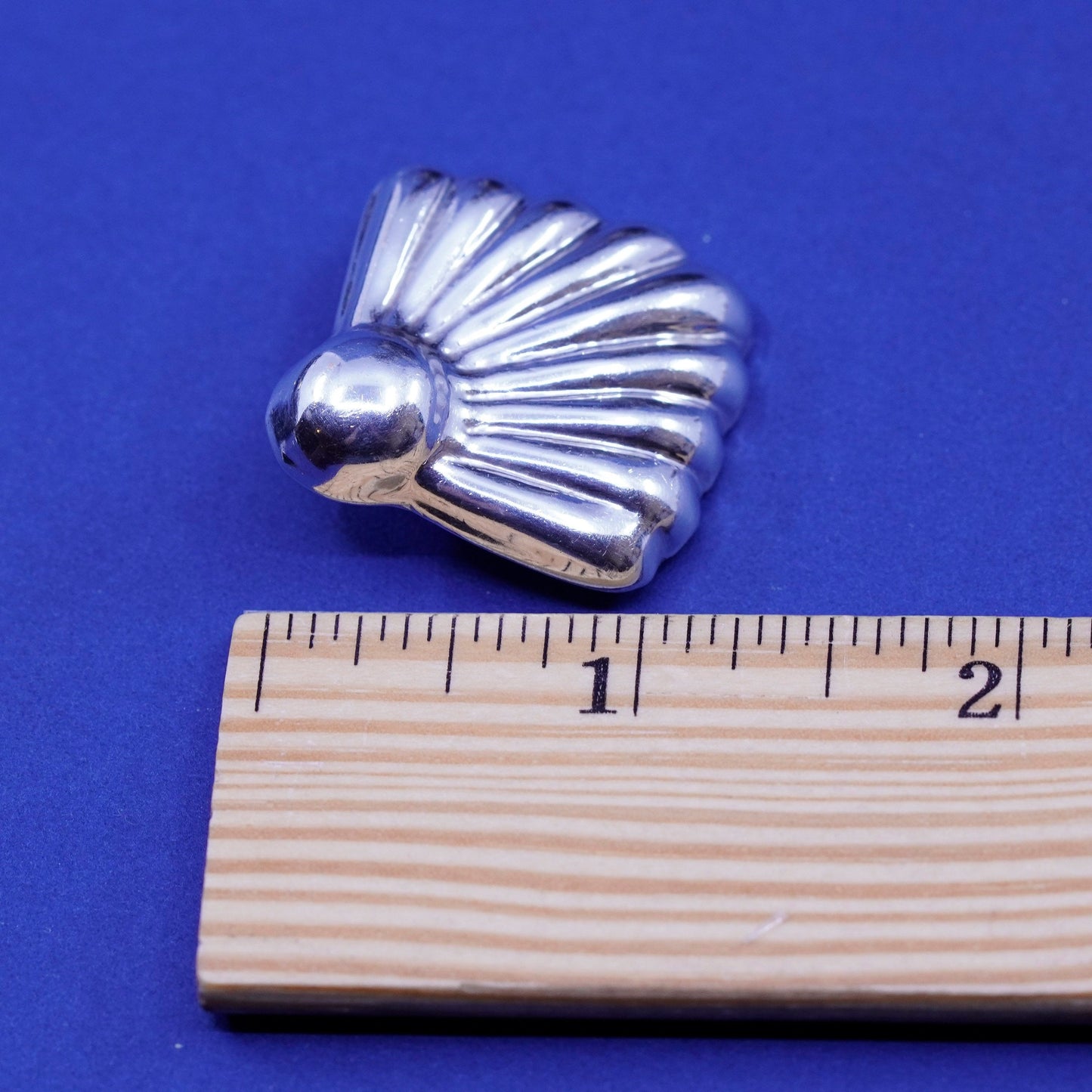 Vintage Sterling silver handmade earrings, mexico 925 ribbed clip on