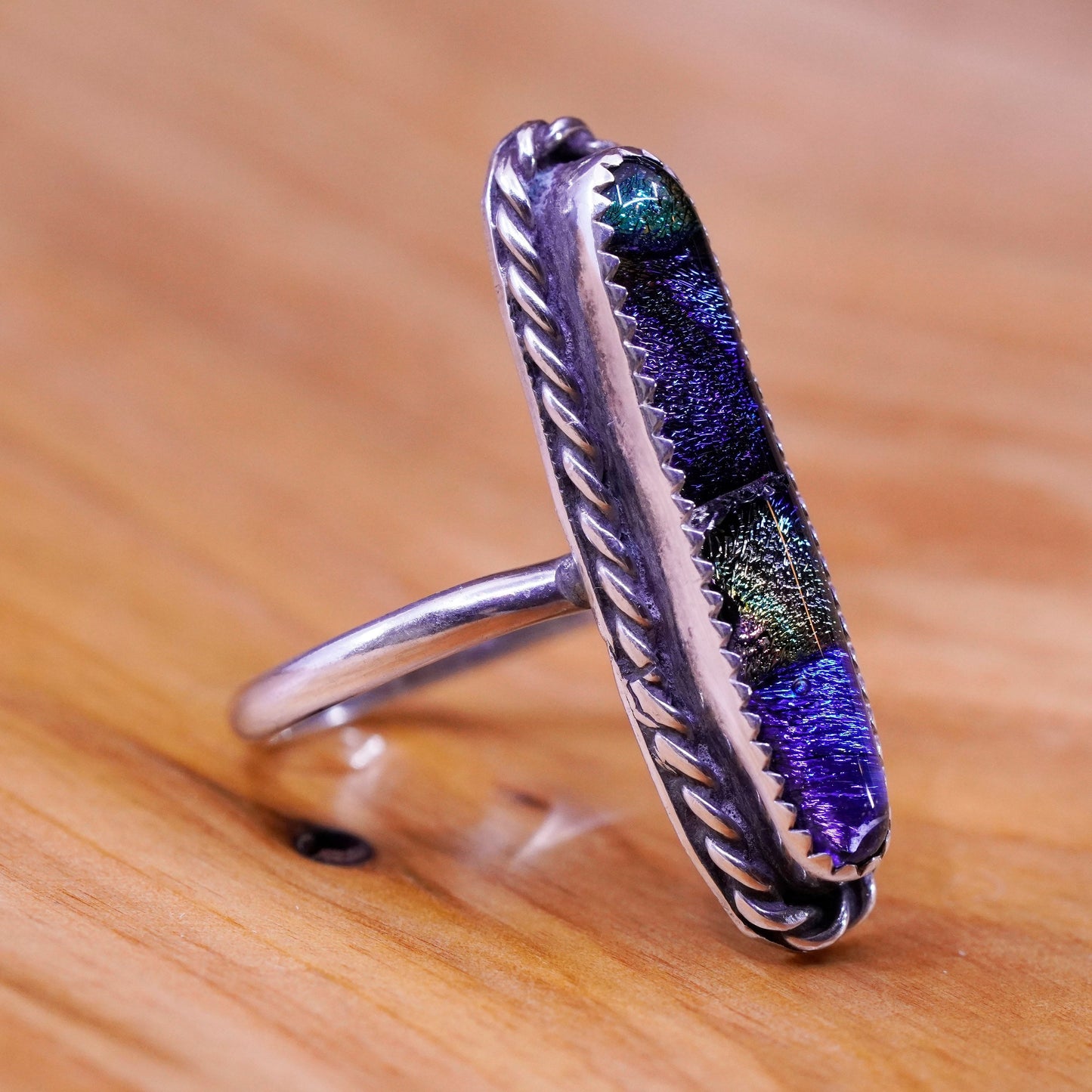 Size 9.25 Native American Navajo Ben Sterling 925 silver ring long foiled glass