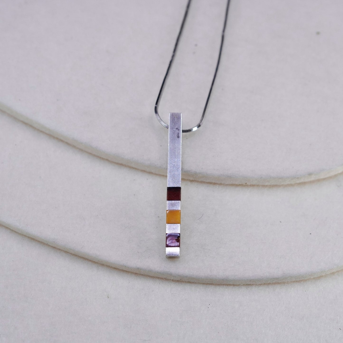 18”, vintage Sterling silver necklace, 925 snake chain with bar pendant amber