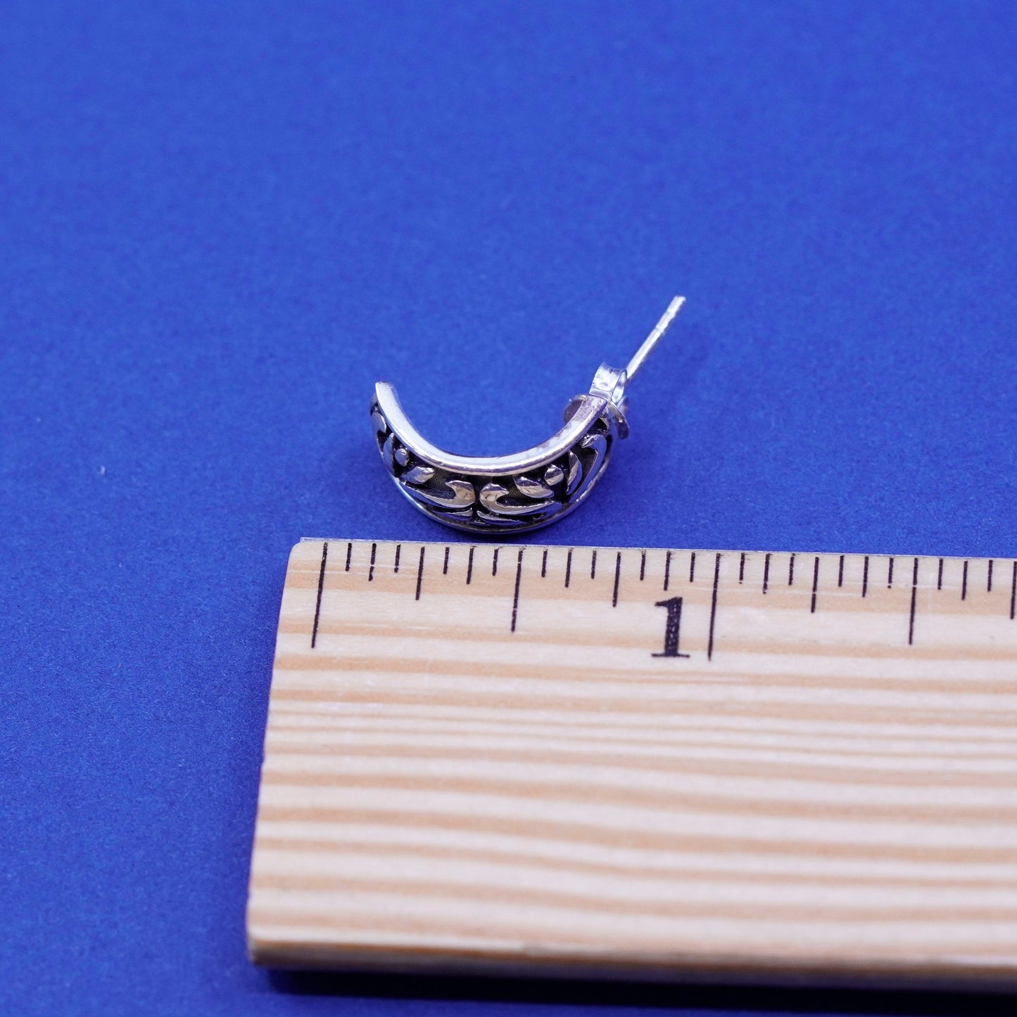 0.5”, Vintage Sterling silver handmade earrings, 925 Huggie studs with filigree