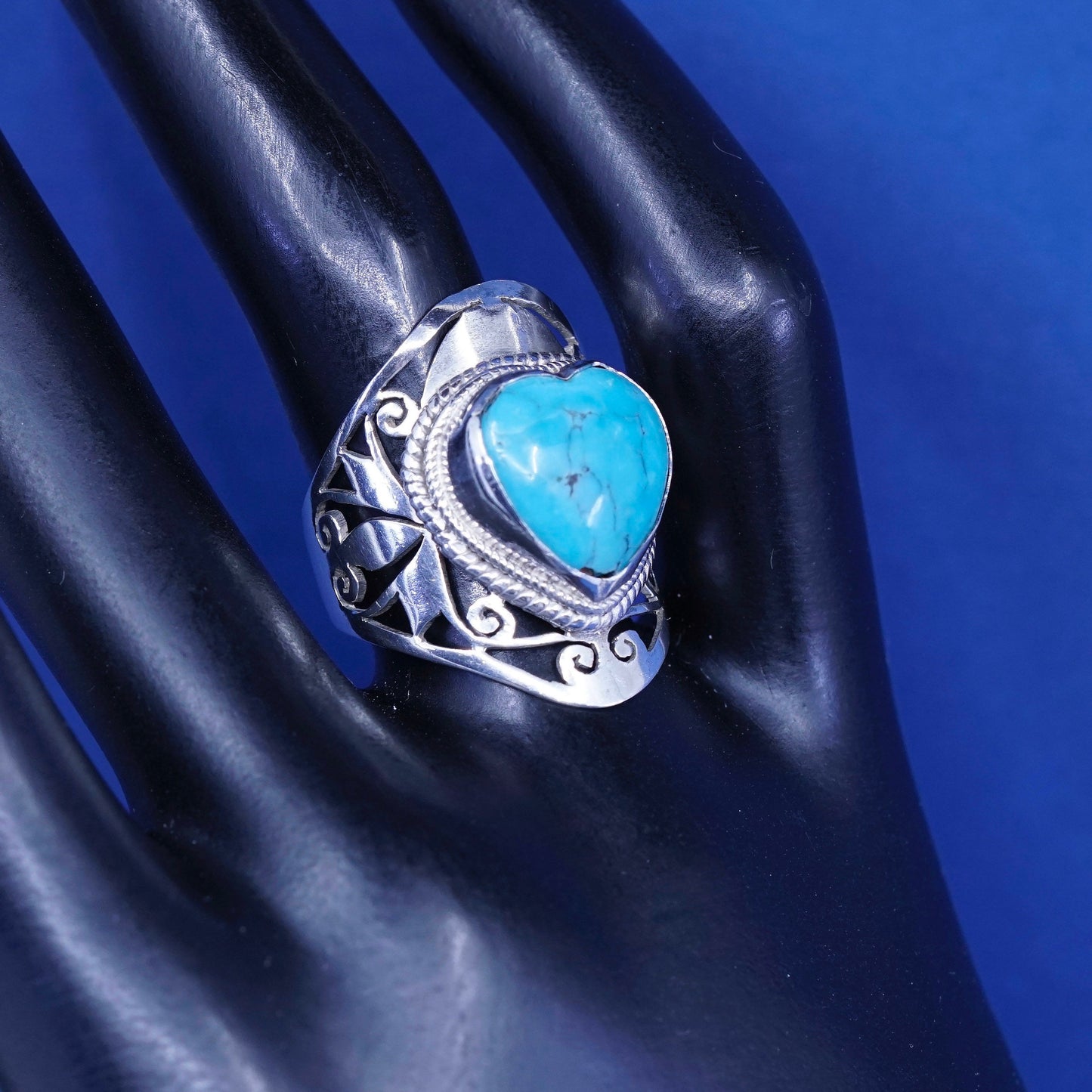 sz 7.5, Sterling 925 silver handmade ring w/ heart turquoise N swirl filigree