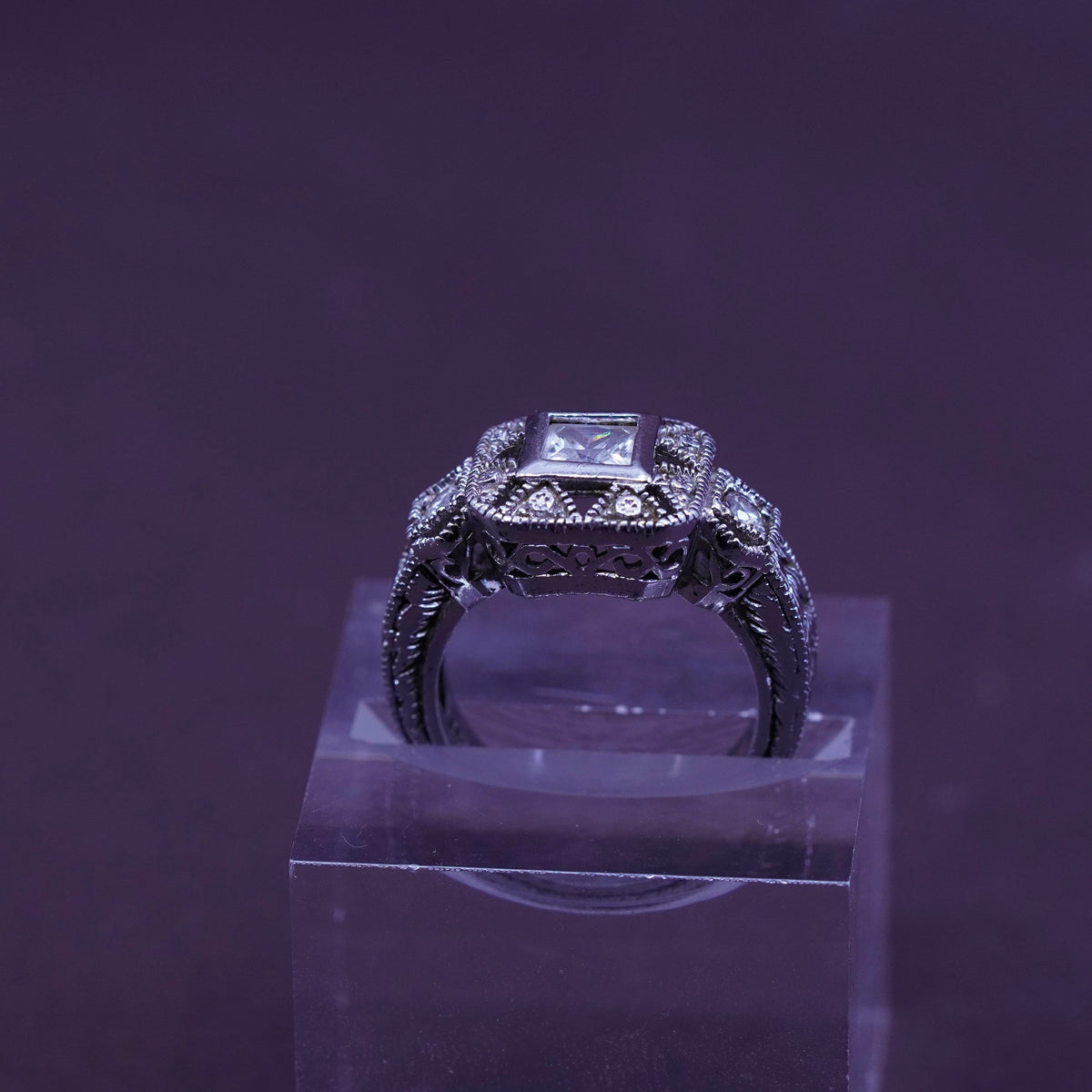 Size 7, vintage Sterling 925 silver engagement ring with genuine crystal