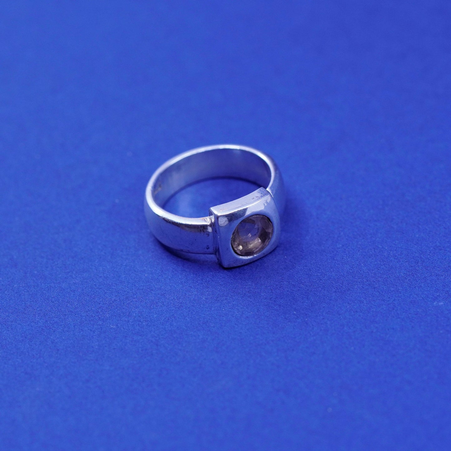 Size 5, vintage sterling 925 silver handmade ring with round smoky topaz