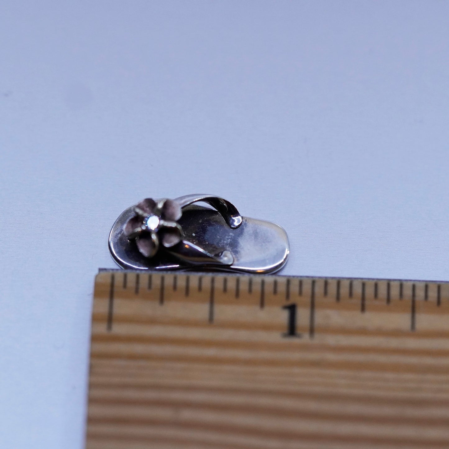 Vintage sterling 925 silver sandal flip flop pendant with plumeria flower N cz