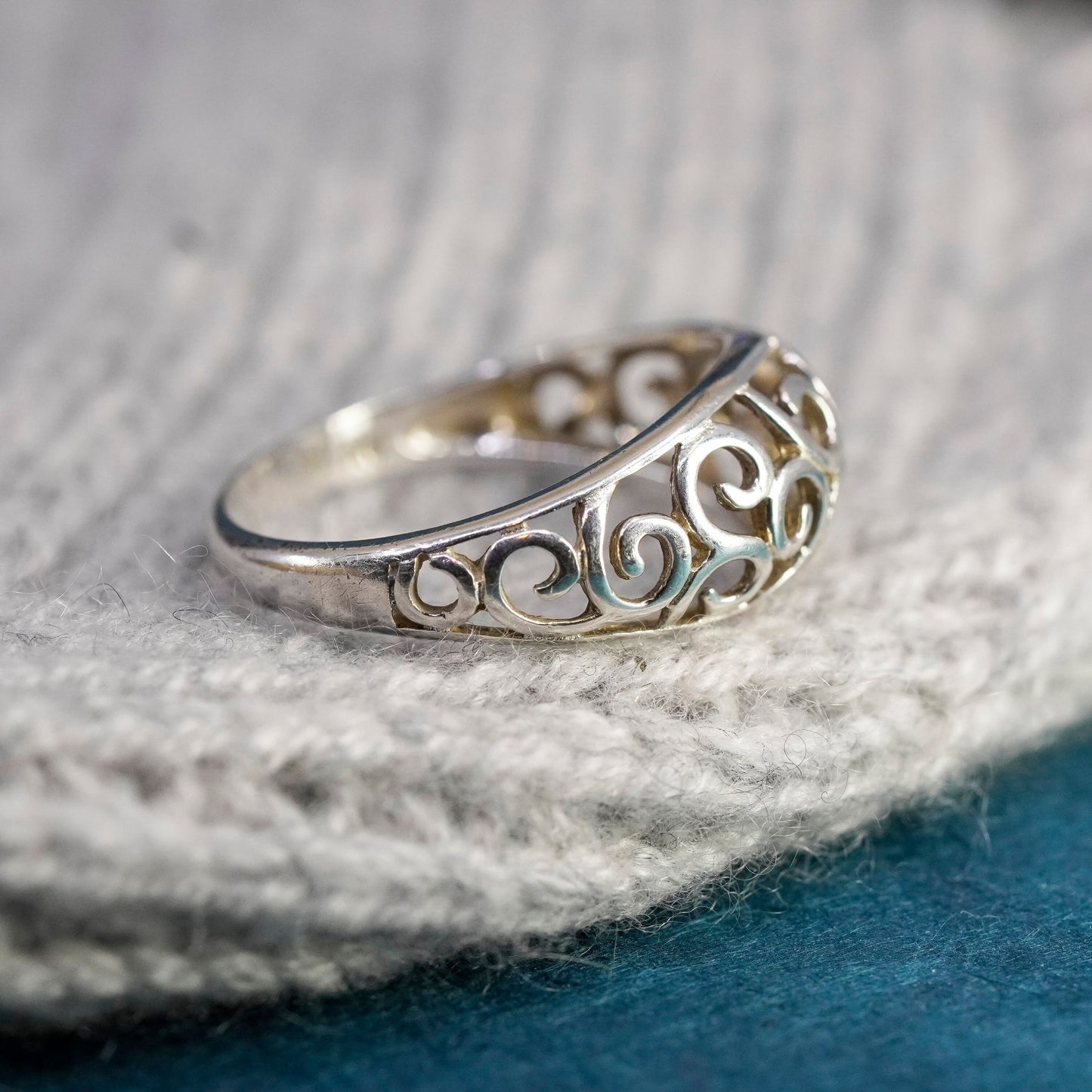 Size 11.5, vintage Sterling silver handmade ring, 925 Filigree swirl band