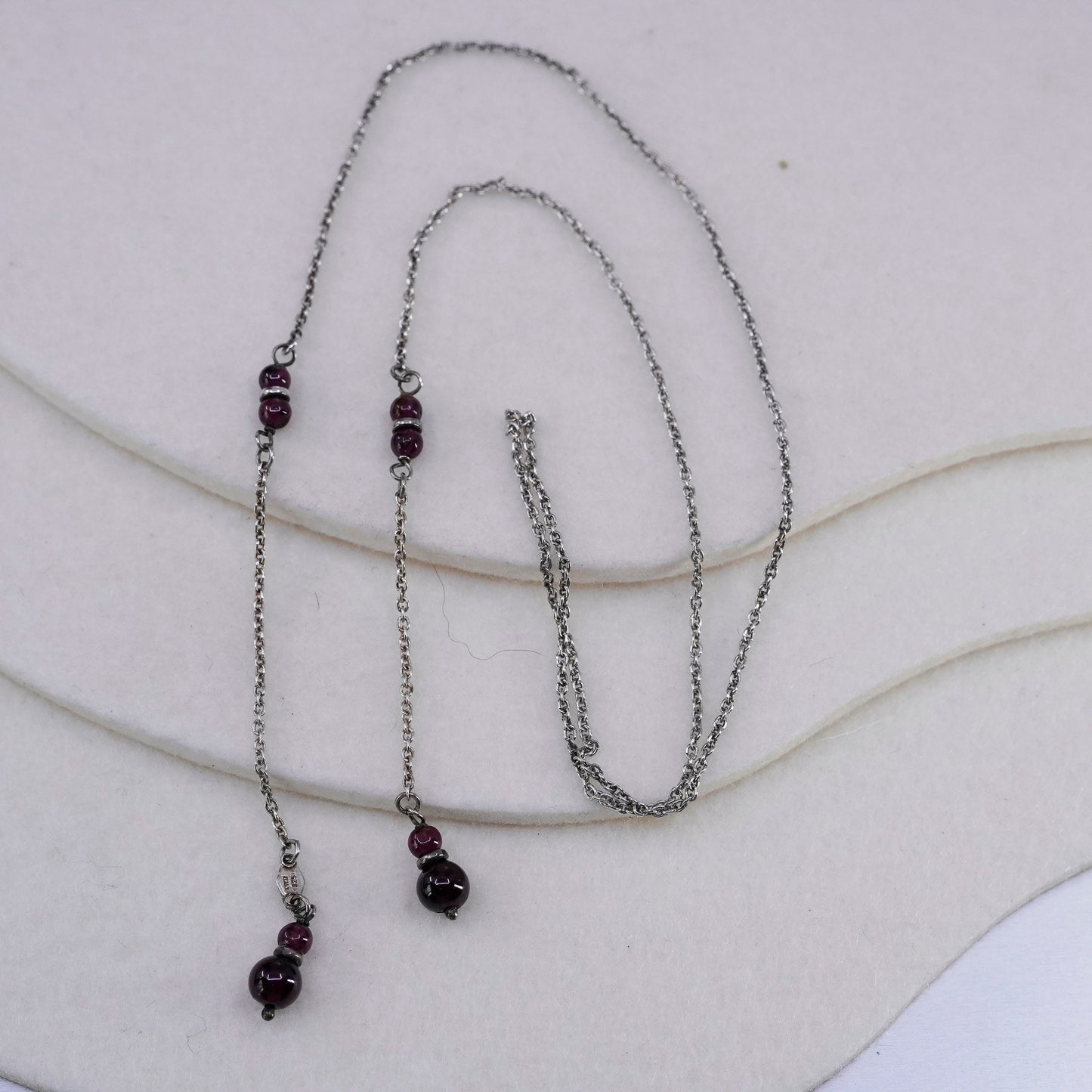 20”, vintage Sterling 925 silver handmade circle necklace with garnet beaded