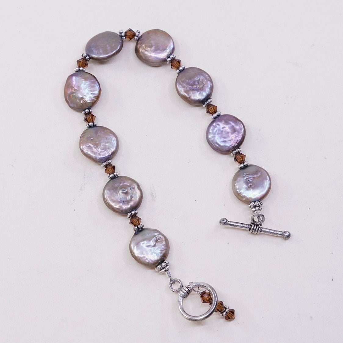 6.75", VTG handmade silver Tone bracelet, purple grayish pearl beads w/ toggle