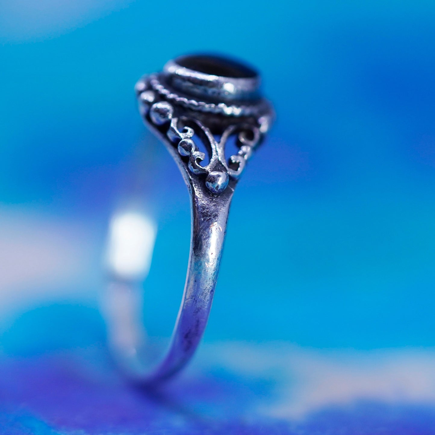 Size 6, vintage Sterling 925 silver handmade ring with onyx and beads