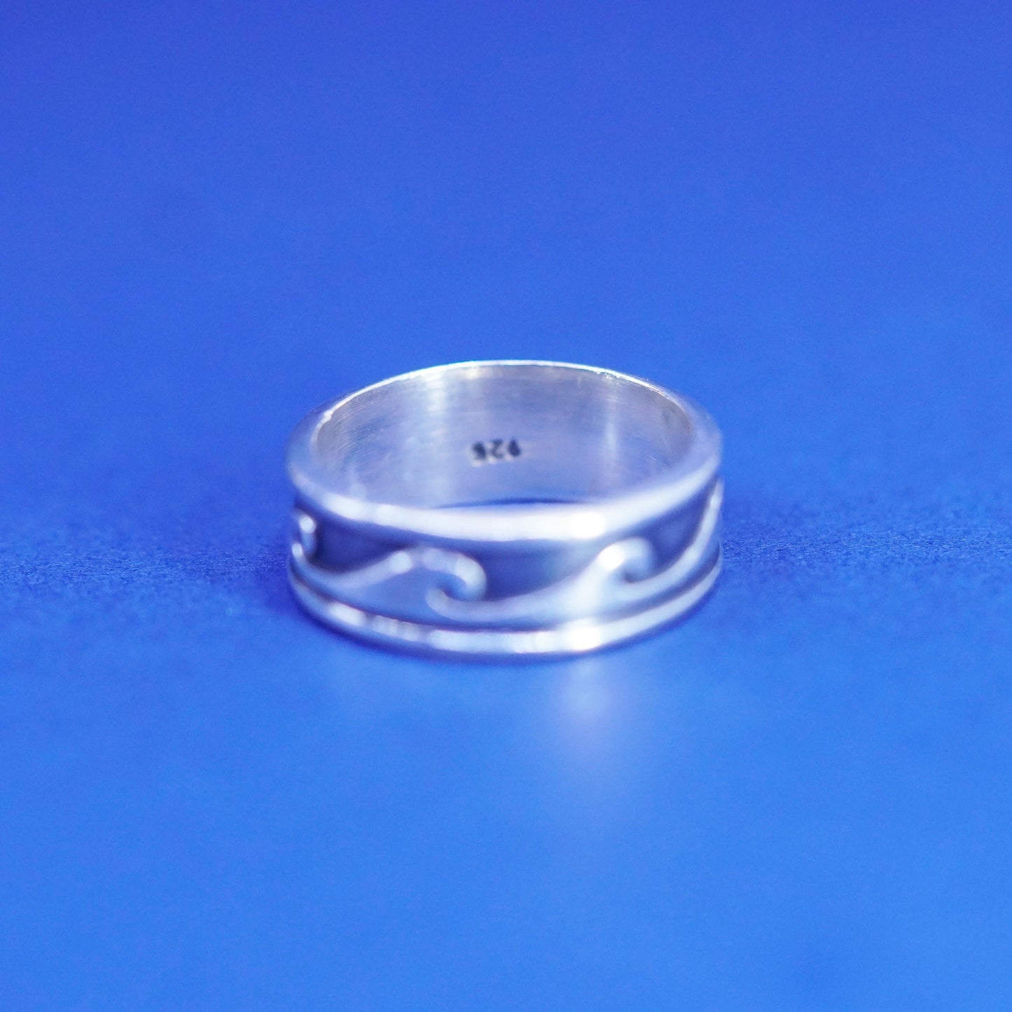 Size 8.5, vintage Hopi Sterling silver handmade wavy wave ring, 925 band wave