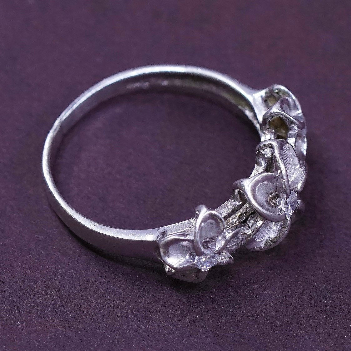sz 8.25, vtg Sterling silver flower ring, modern 925 silver with Cz