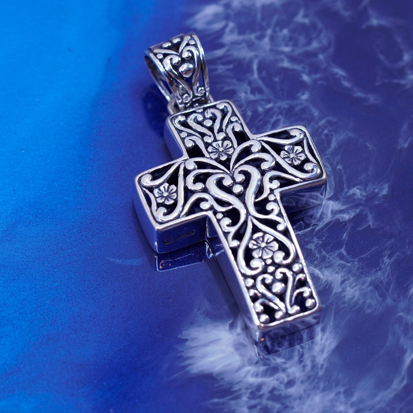 Vintage Carolyn Pollack Sterling silver handmade pendant, 925 cross charm