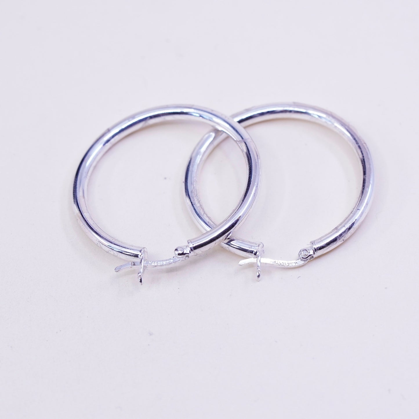 1.25” Vintage sterling silver loop earrings, fashion minimalist primitive hoops