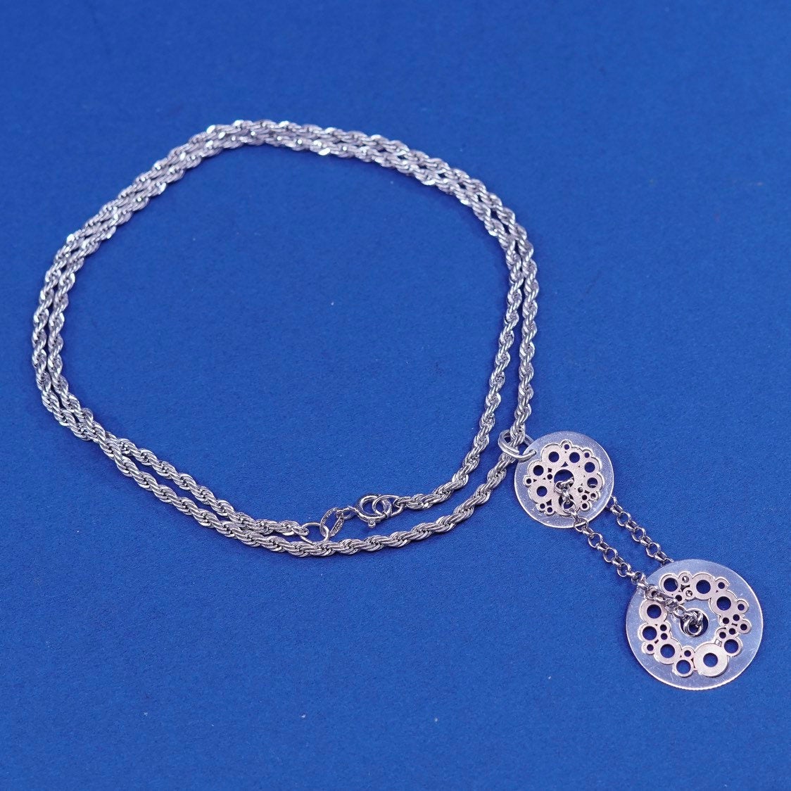 18", USA danecraft Sterling silver necklace, 925 rope chain w/ circle pendant