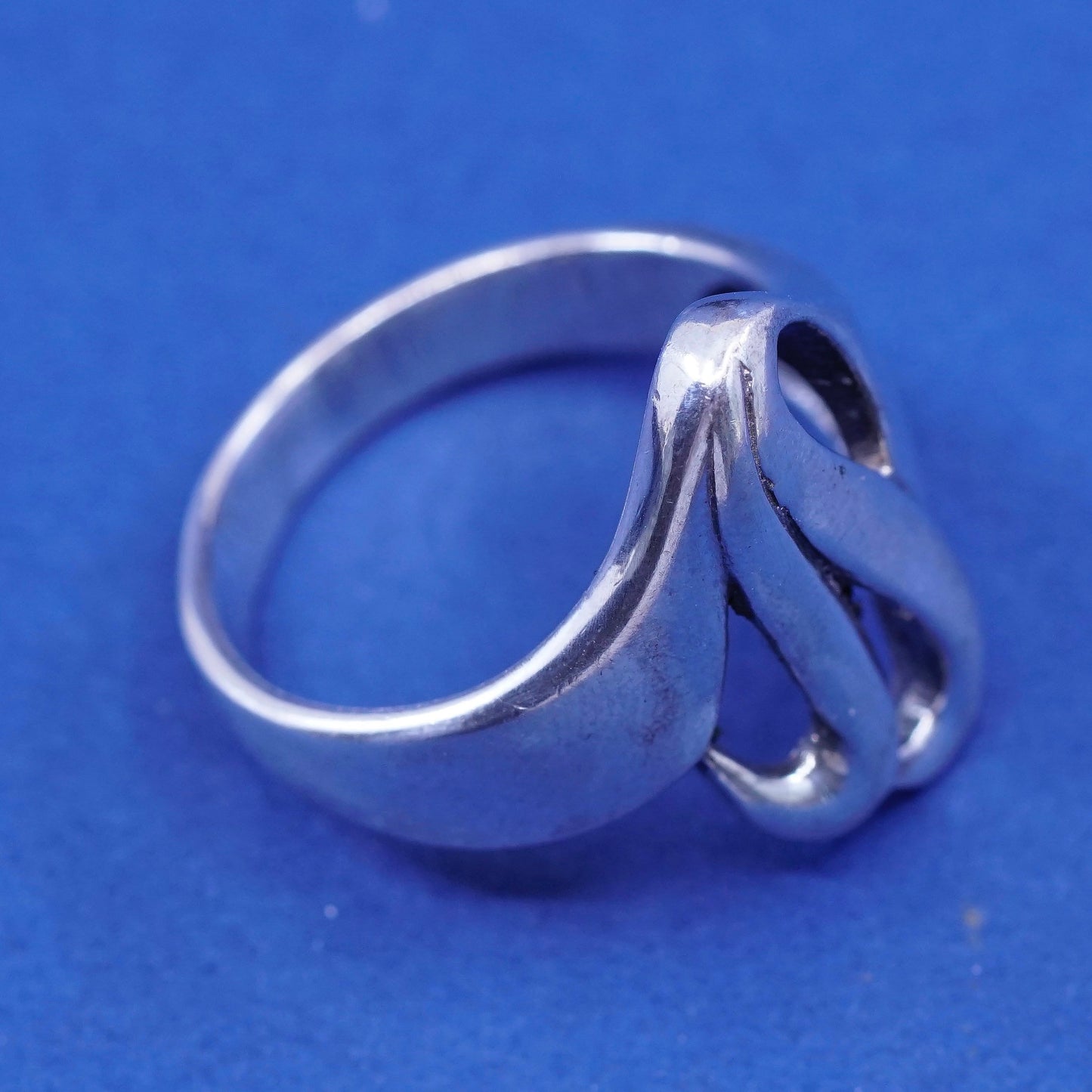 Size 8.5, vtg minimalist, simple Sterling 925 silver handmade wavy ring band