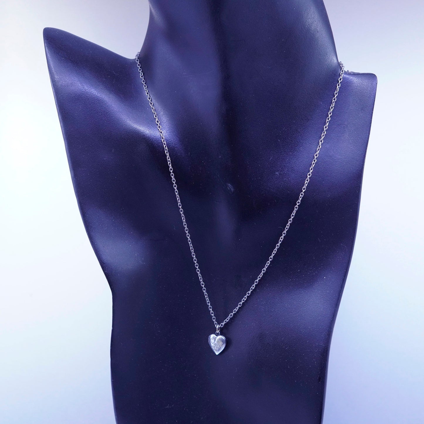 16”, Sterling 925 silver circle chain necklace with heart photo locket pendant