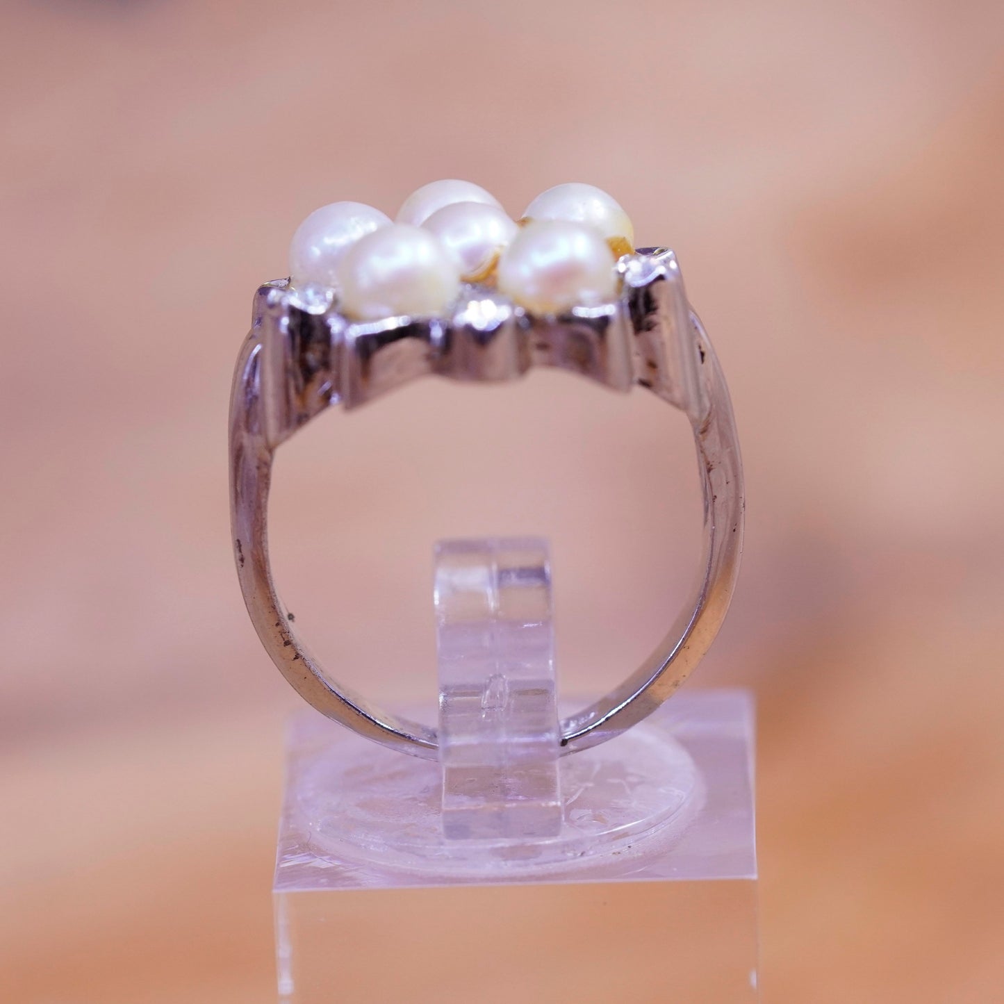 Size 7, vintage Sterling 925 silver handmade ring with freshwater pearls and cz