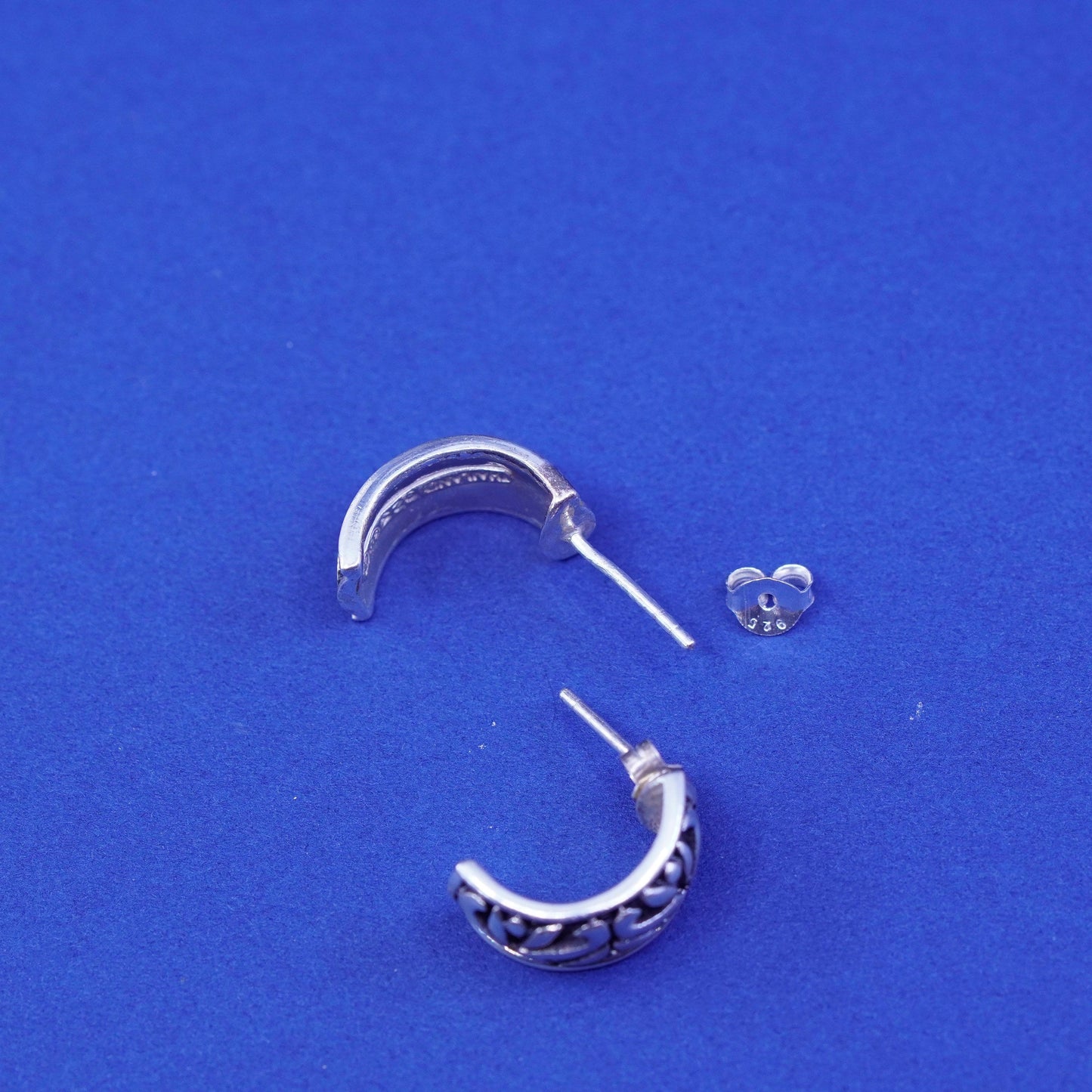 0.5”, Vintage Sterling silver handmade earrings, 925 Huggie studs with filigree