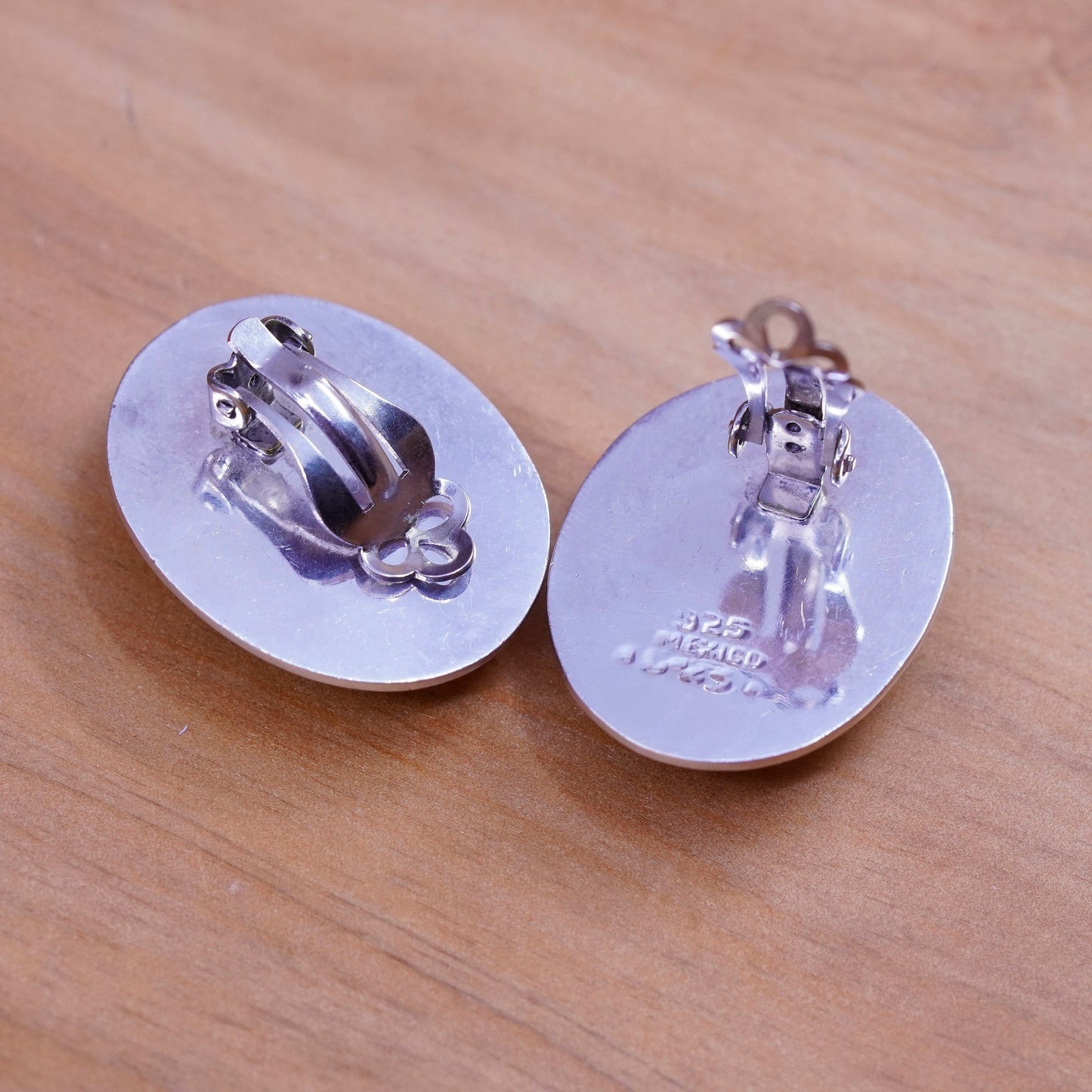 Mexico Sterling silver handmade earrings, 925 oval obsidian clip on