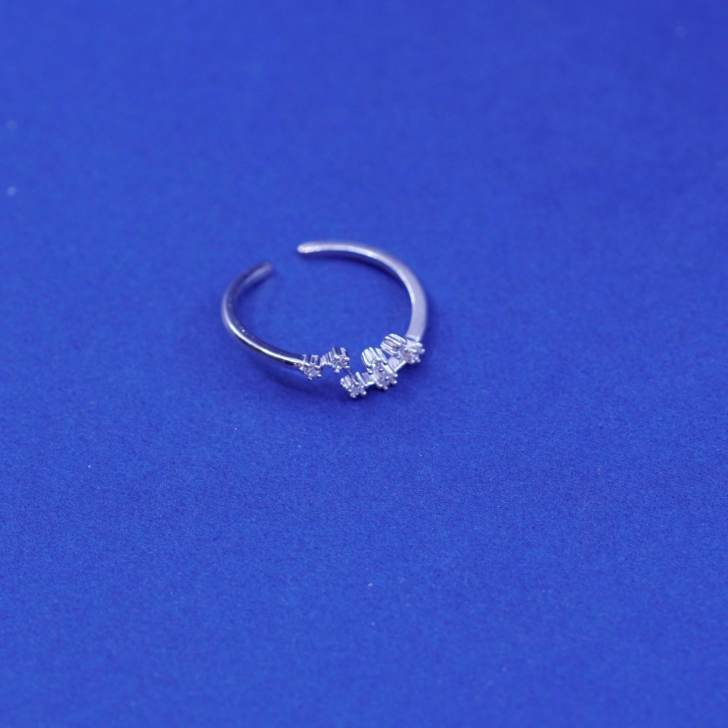 Size 5, vintage Sterling 925 silver handmade band ring with cz