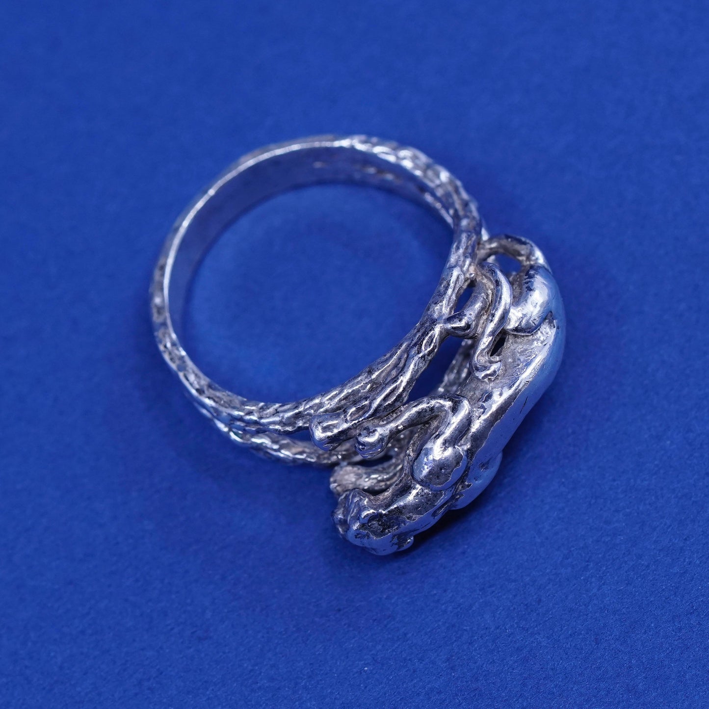 Size 9.75, vintage sterling silver handmade ring, 925 leopard figure band