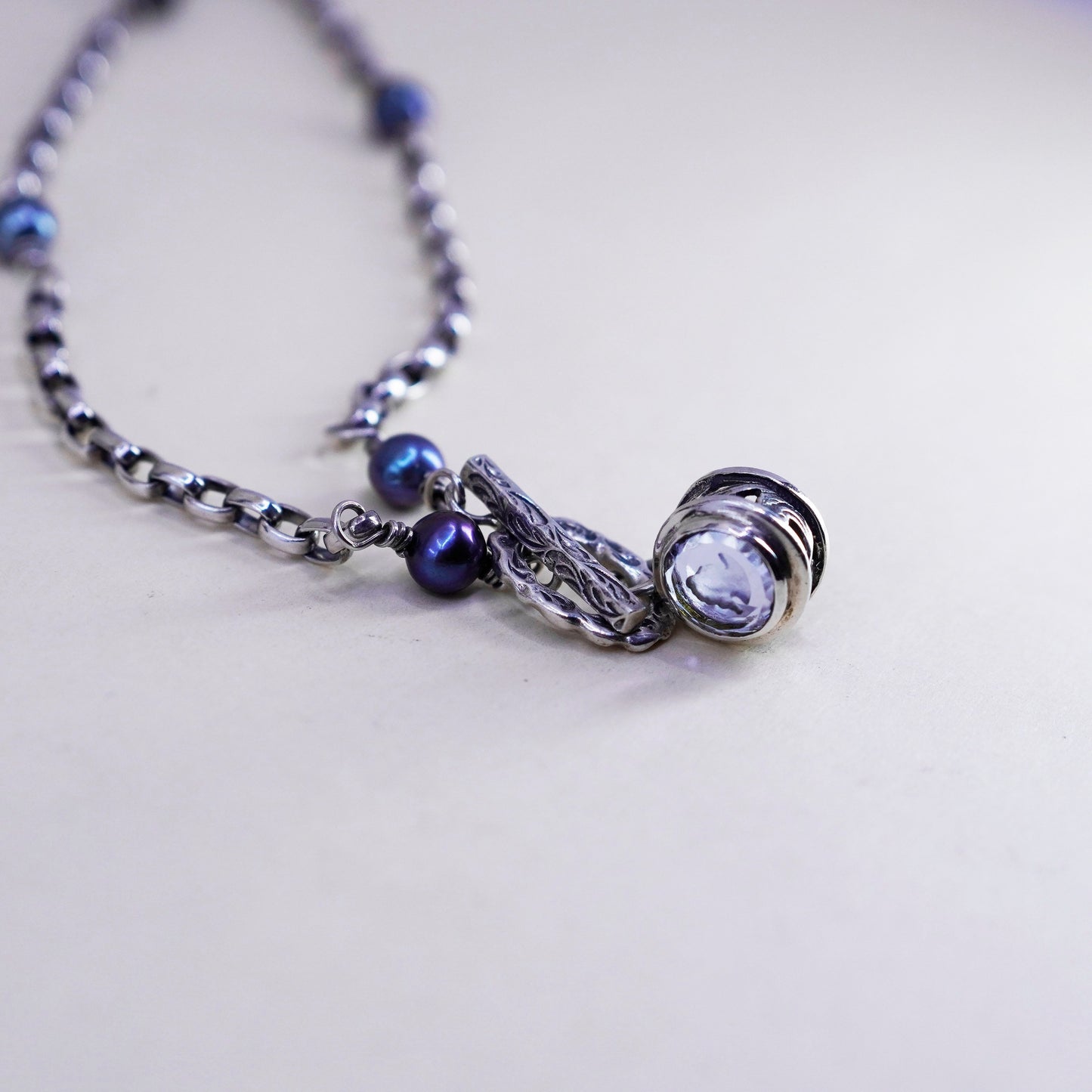 15”, handmade Sterling silver circle link chain with black pearl and amethyst