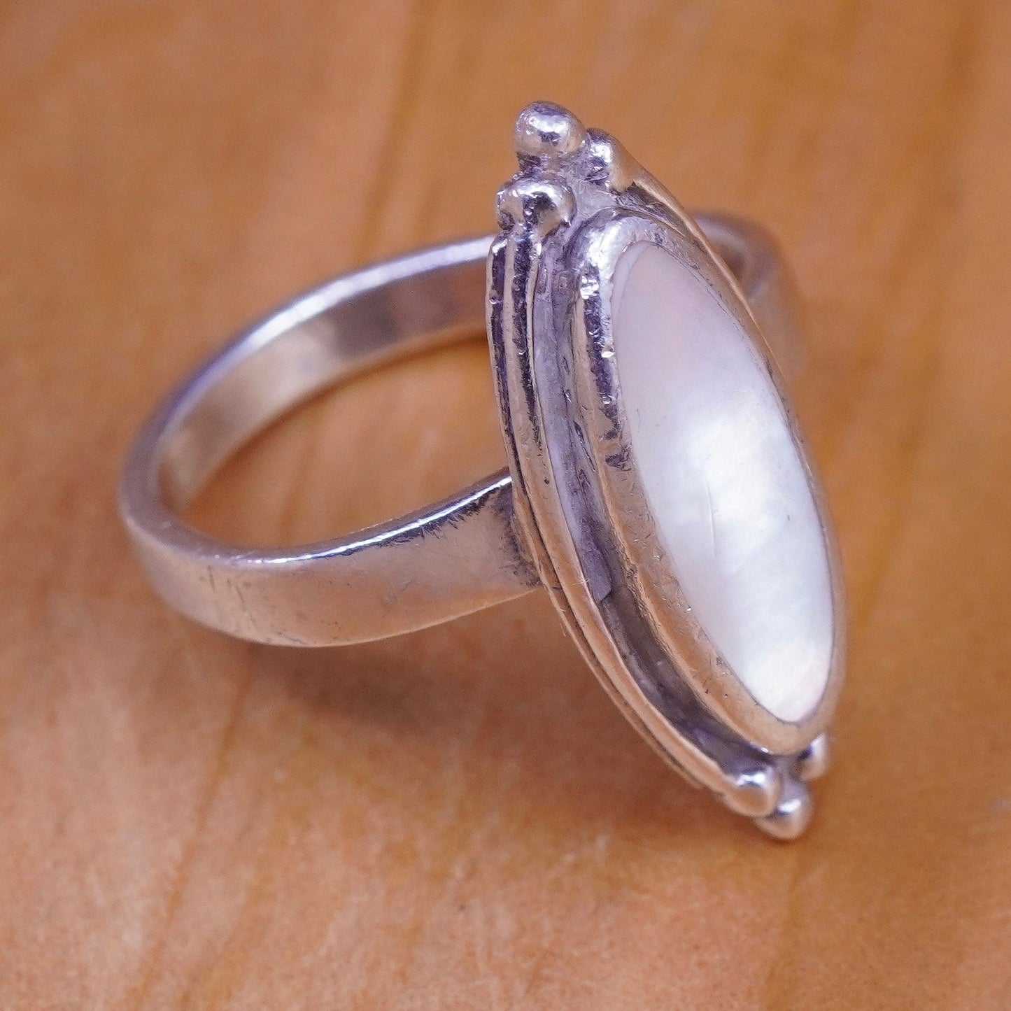 Size 8.25, vintage Sterling 925 silver handmade ring with mother of pearl