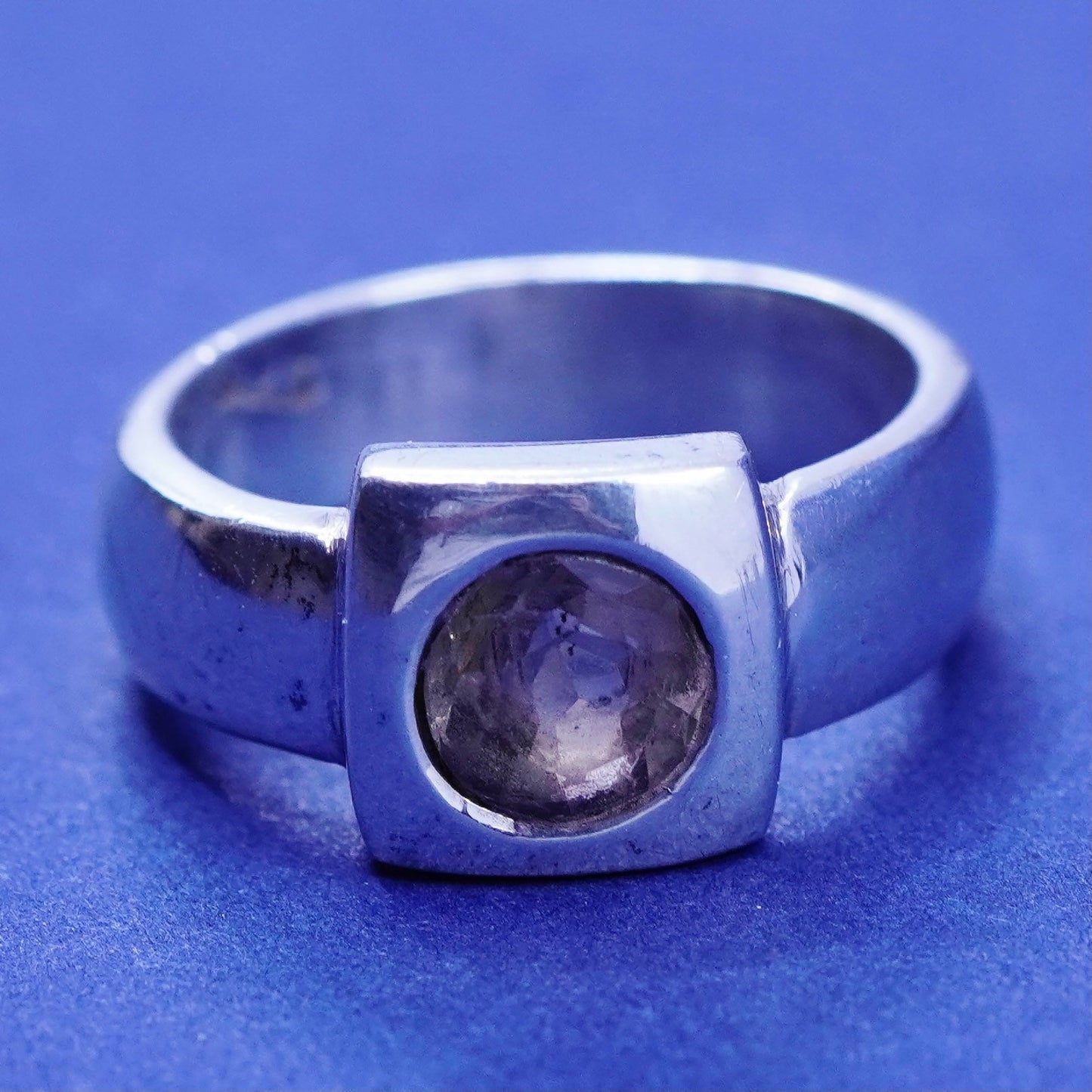 Size 5, vintage sterling 925 silver handmade ring with round smoky topaz
