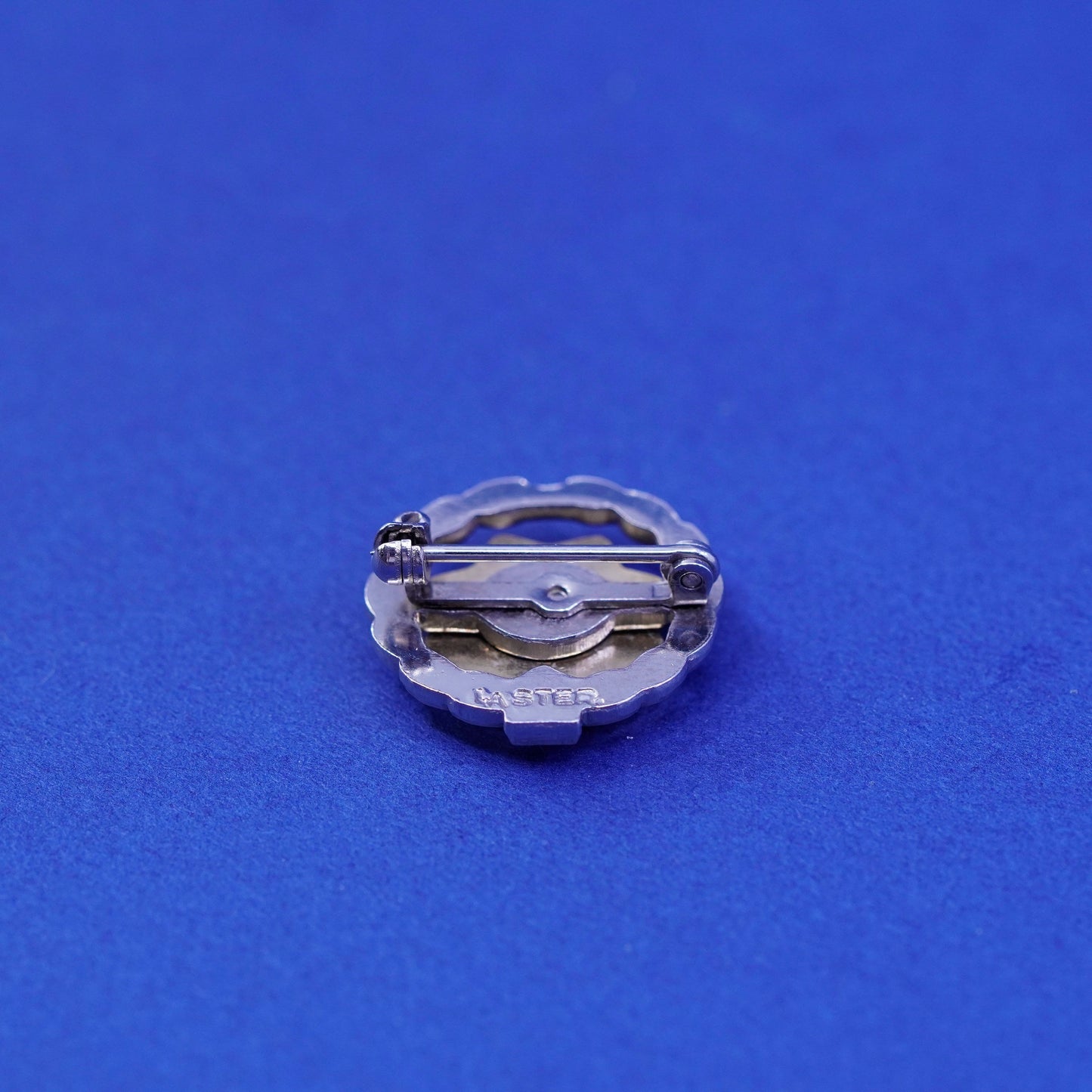 Sterling 925 silver Ladies Auxiliary VFW Pin Veterans of Foreign Wars of the US