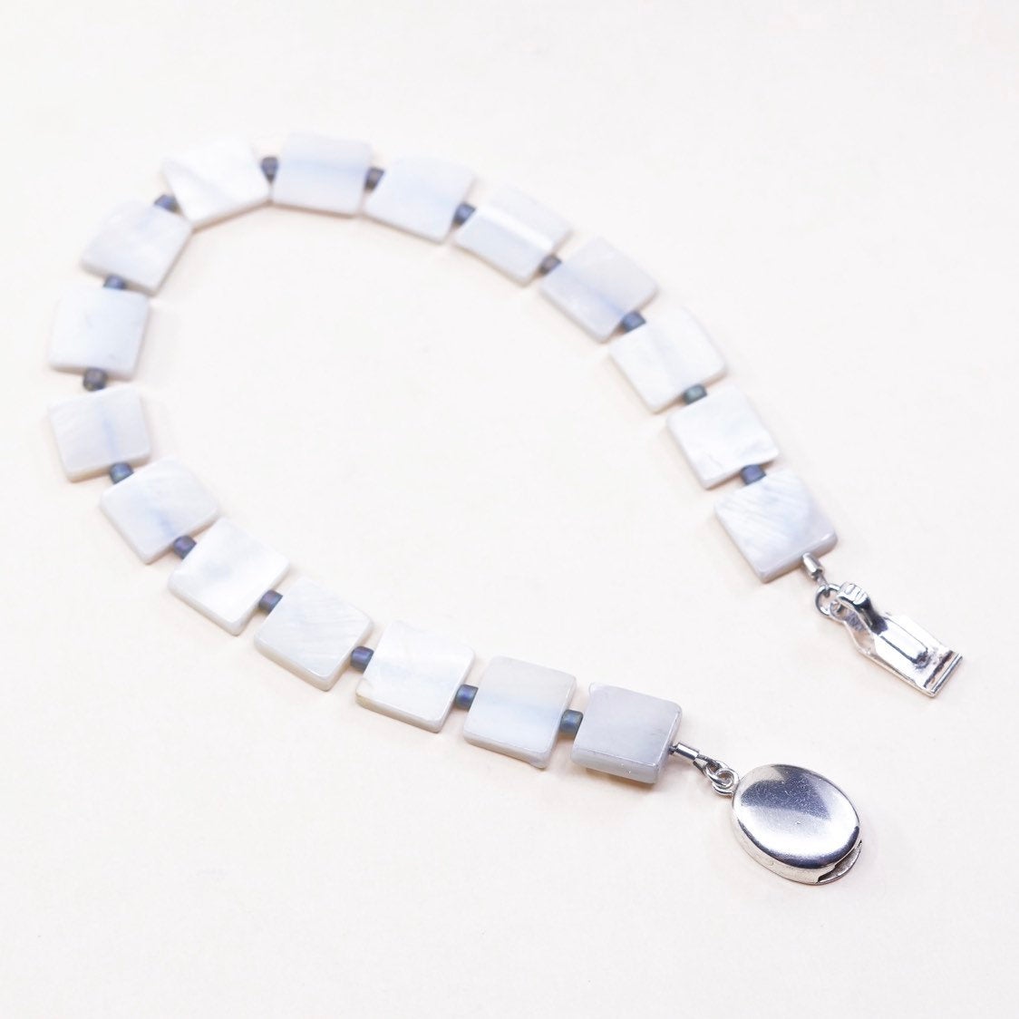 7.5”, VTG Sterling silver handmade bracelet, Mexico 925 w/ mother of pearl