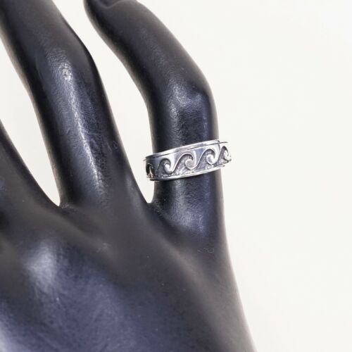 Sz 3.5, hopi Sterling Silver Handmade Ring 925 Band Embossed Wavy
