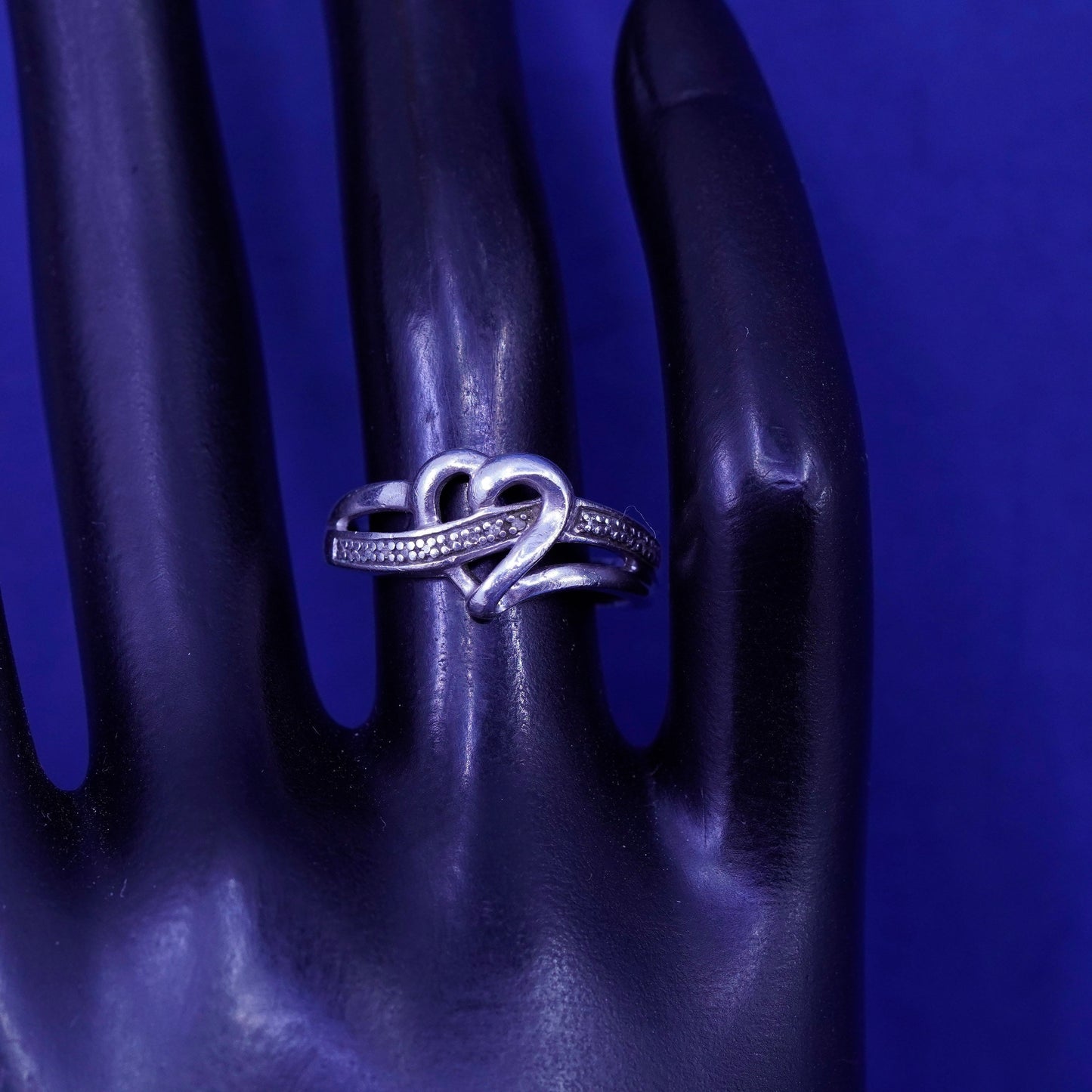 Size 6, vintage Sterling 925 silver handmade heart ring with genuine diamond