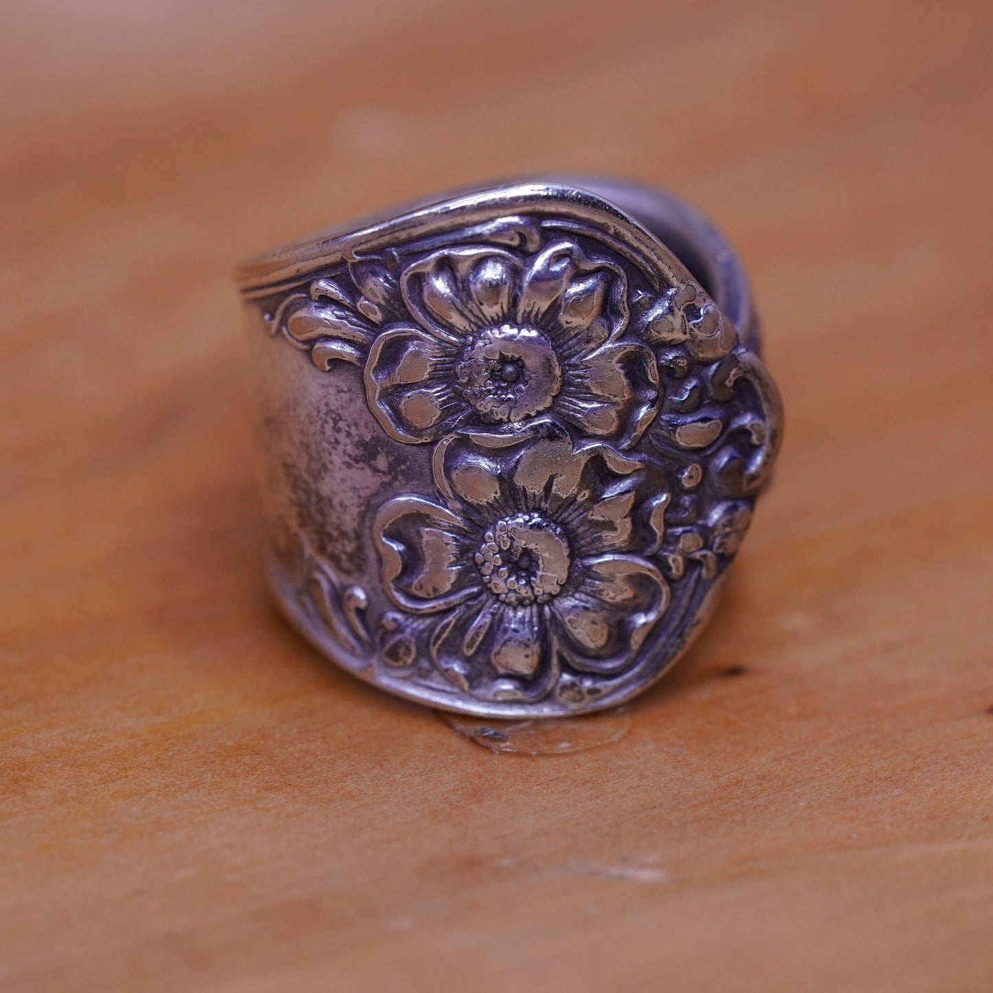 Size 4.75, vintage Sterling silver handmade band, 925 spoon ring