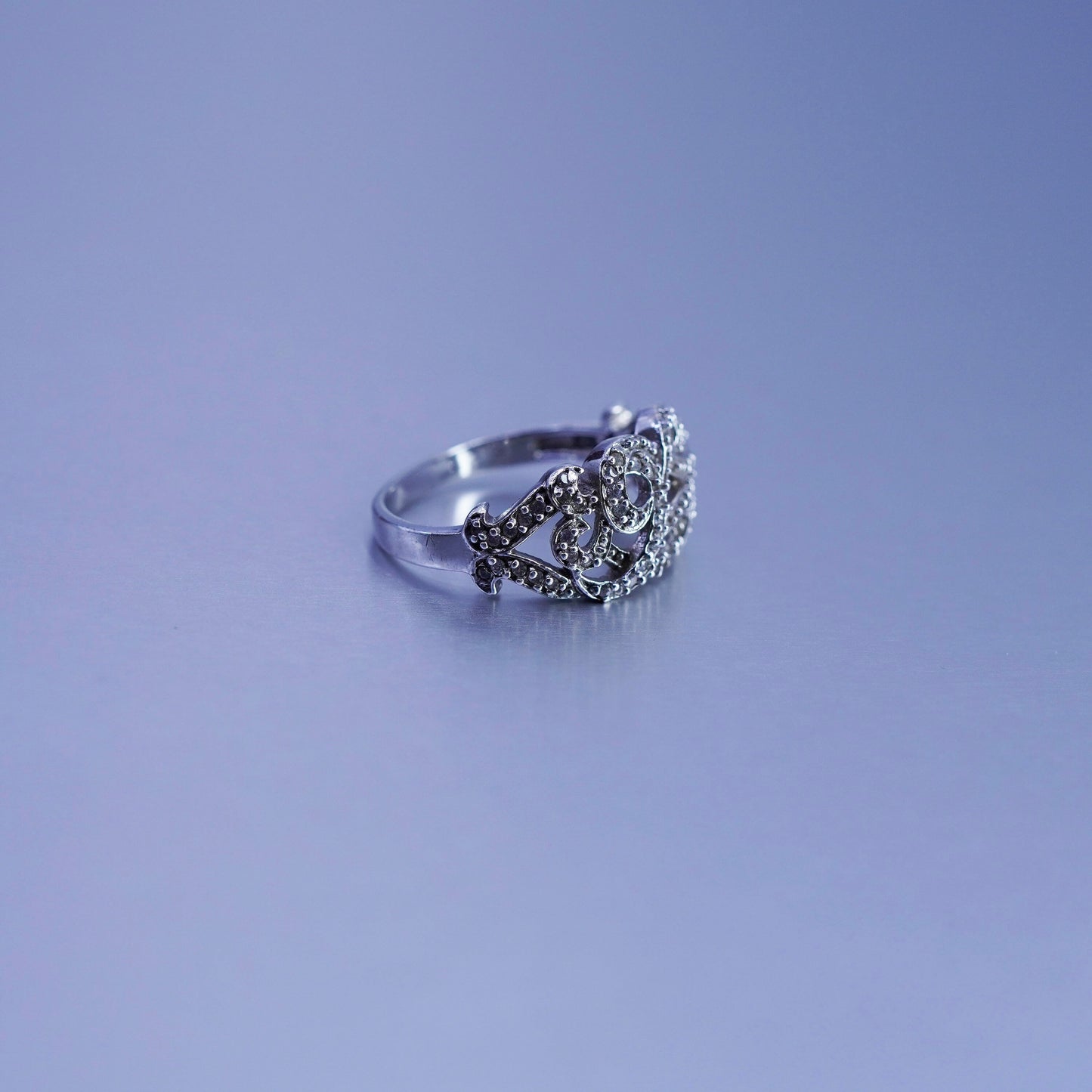 Size 7.25, vintage Sterling 925 silver handmade filigree ring with cluster Cz