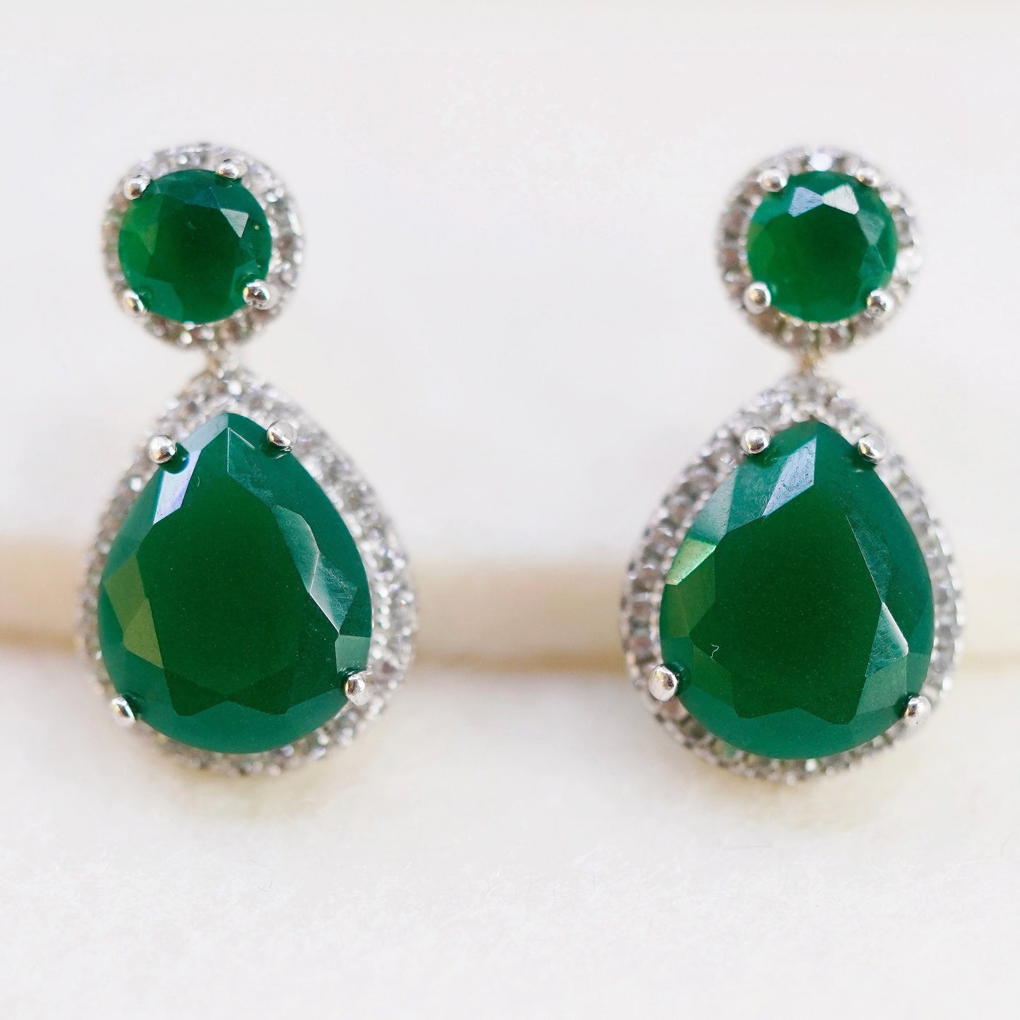 Vintage Sterling 925 silver handmade earrings, studs with teardrop emerald