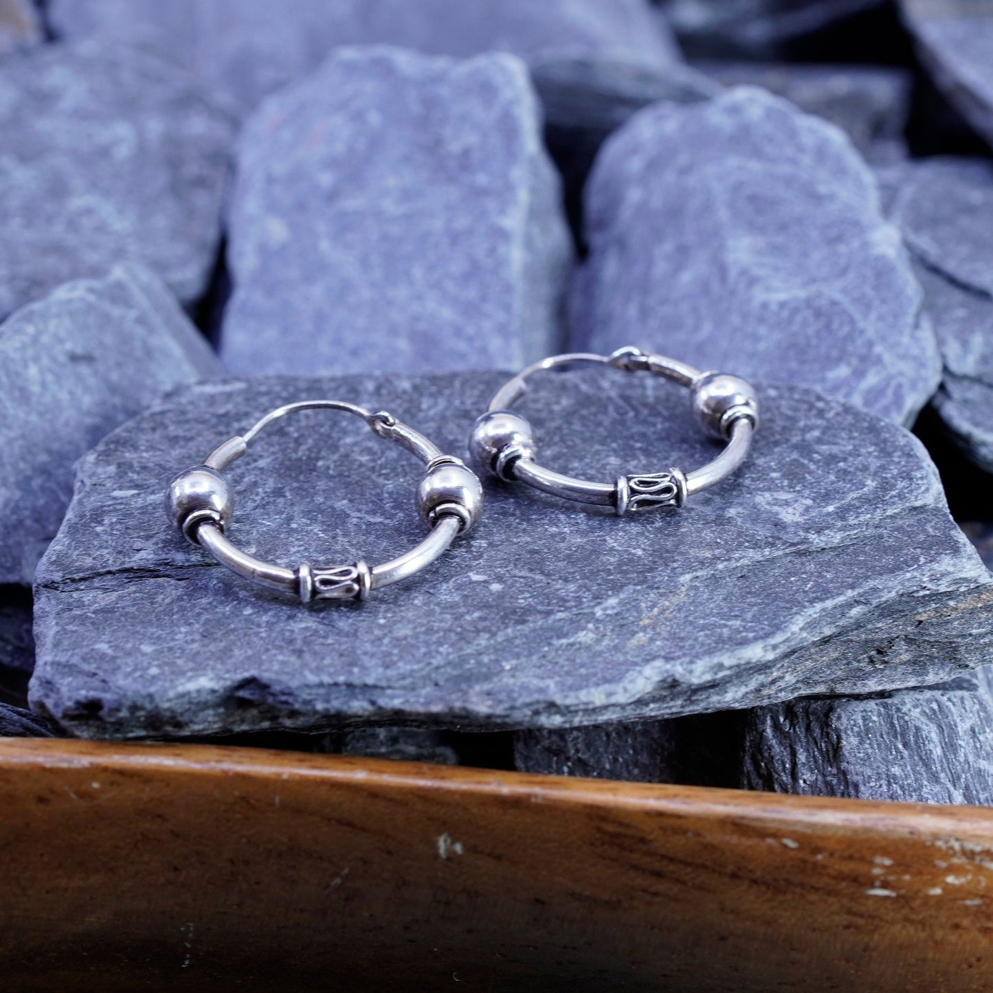 0.75”, vintage Sterling silver handmade hoop earrings, 925 huggie hoops beads
